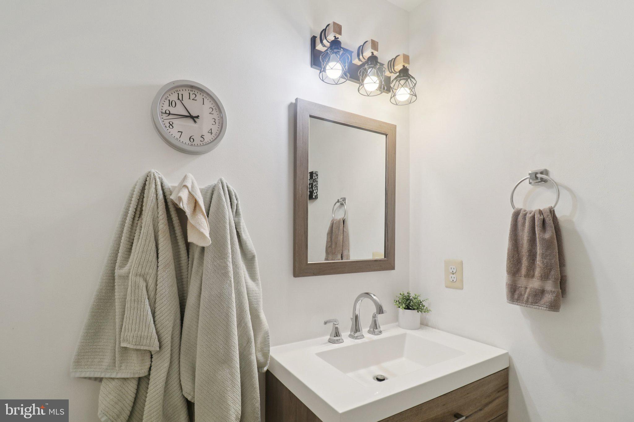 FRANKLIN MANOR BEACH - Residential