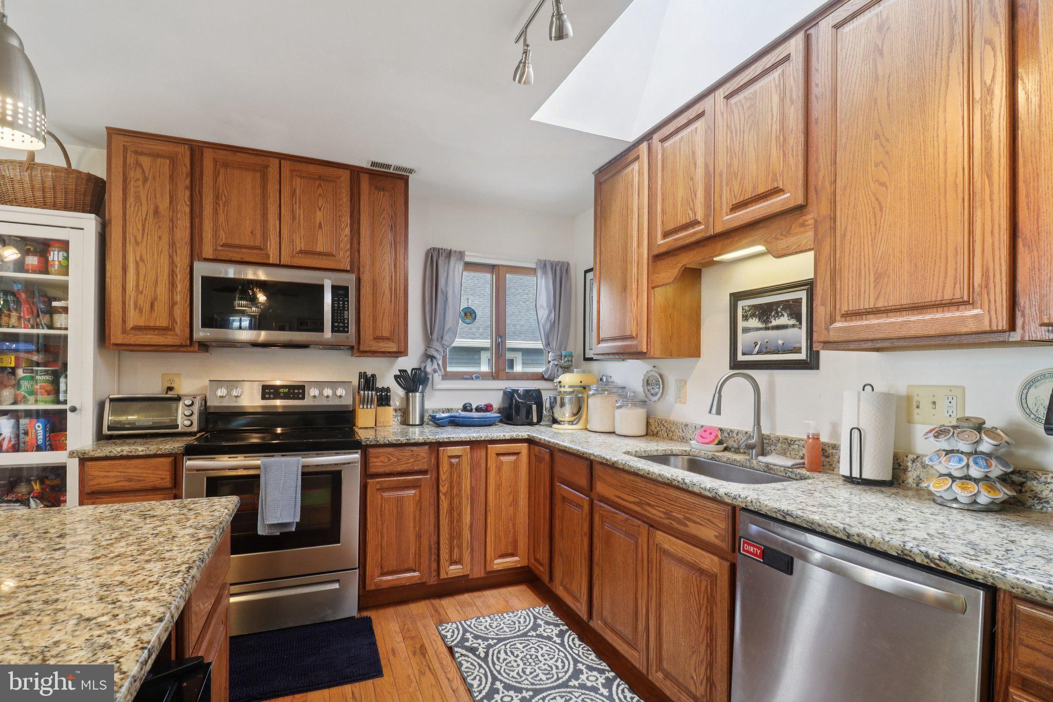 FRANKLIN MANOR BEACH - Residential