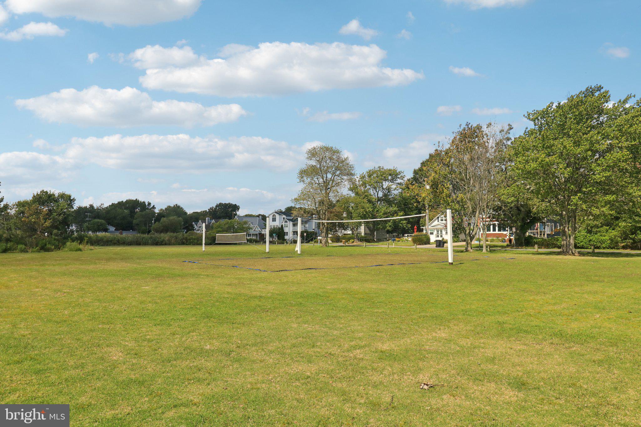 FRANKLIN MANOR BEACH - Residential