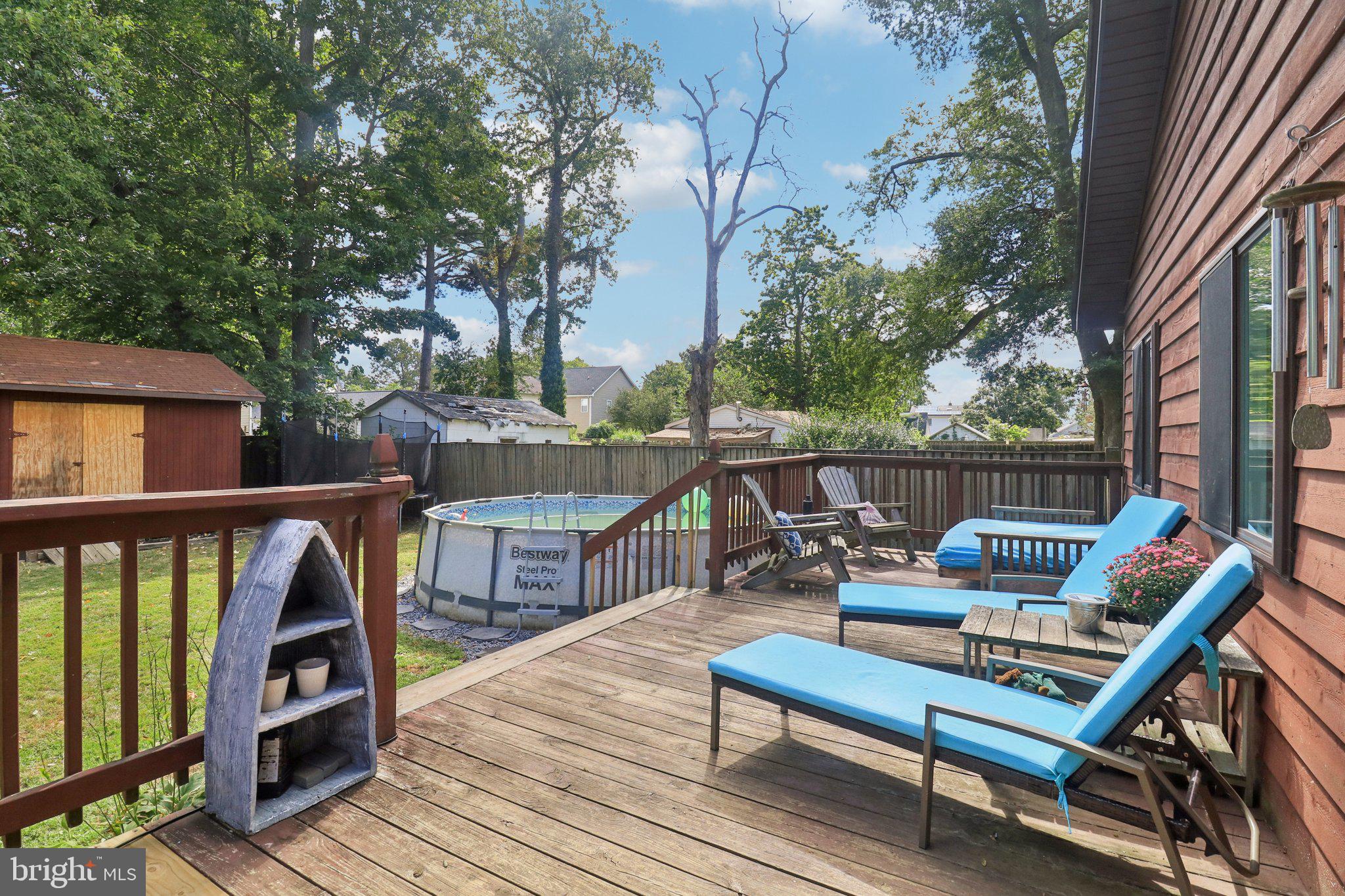 FRANKLIN MANOR BEACH - Residential