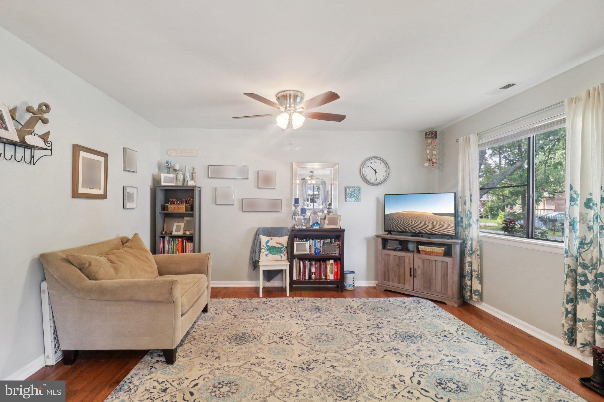 FRANKLIN MANOR BEACH - Residential