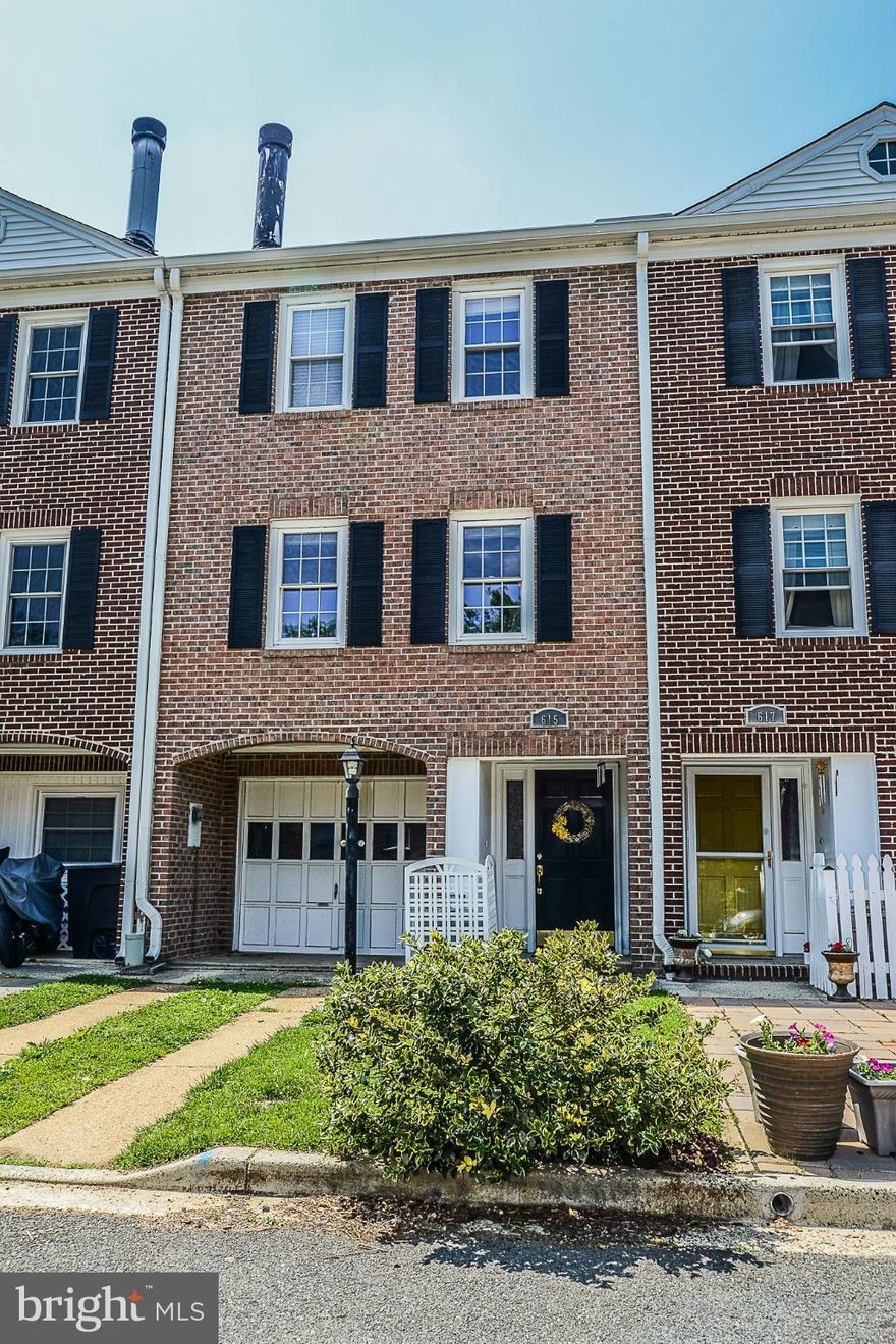 Forget high condo fees, updated  TH w great potential, expand up,convert to 1br , finish the garage or keep as is. Where else can you get this much so close to metro w such low fees? Only $40 monthly! Walk Score "92" Bike Score "80" Gleaming HWF, tank-less WH, humidifier, grg,extra strg, FP, TV cnvys,open fl pln, driveway, aprx 5blks to  VASQ metro,aprx 6blks Ballston metro - bring ur imagination