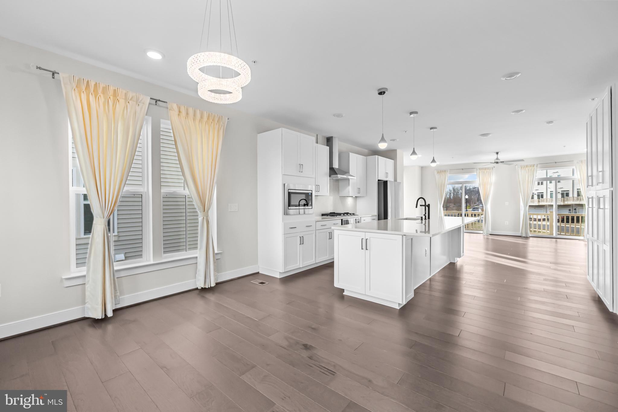 BRAMBLETON - Residential