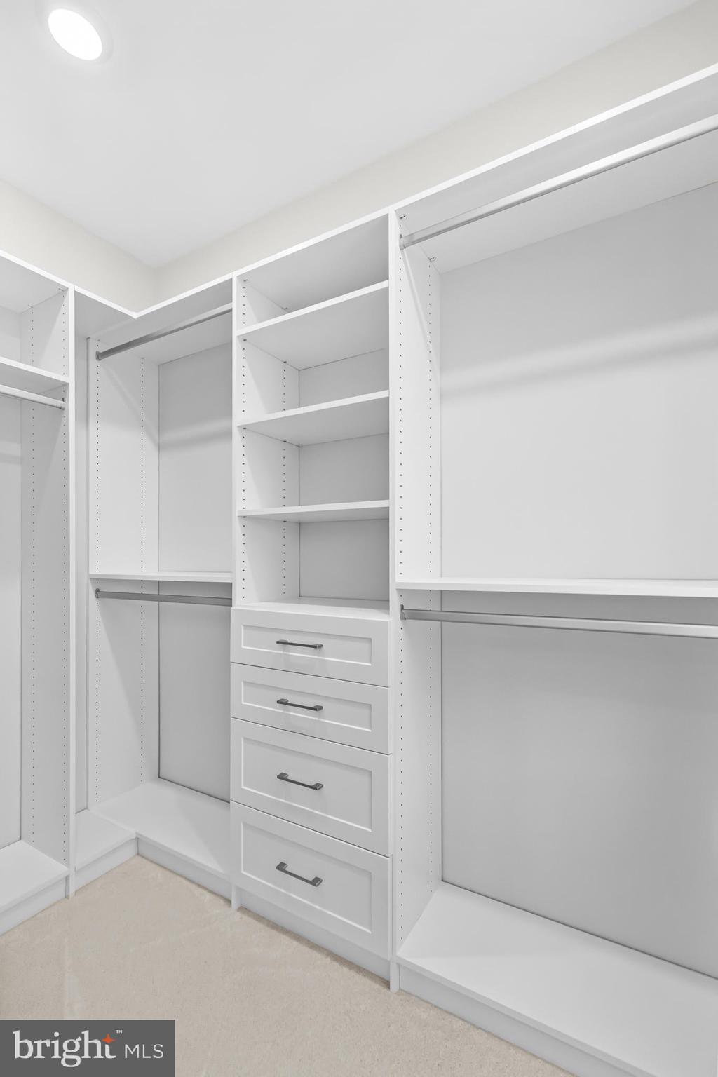 BRAMBLETON - Residential