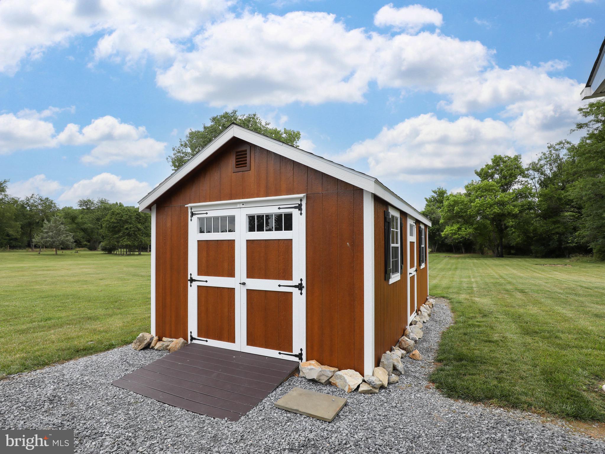 APPLE TREE FARMS - Residential