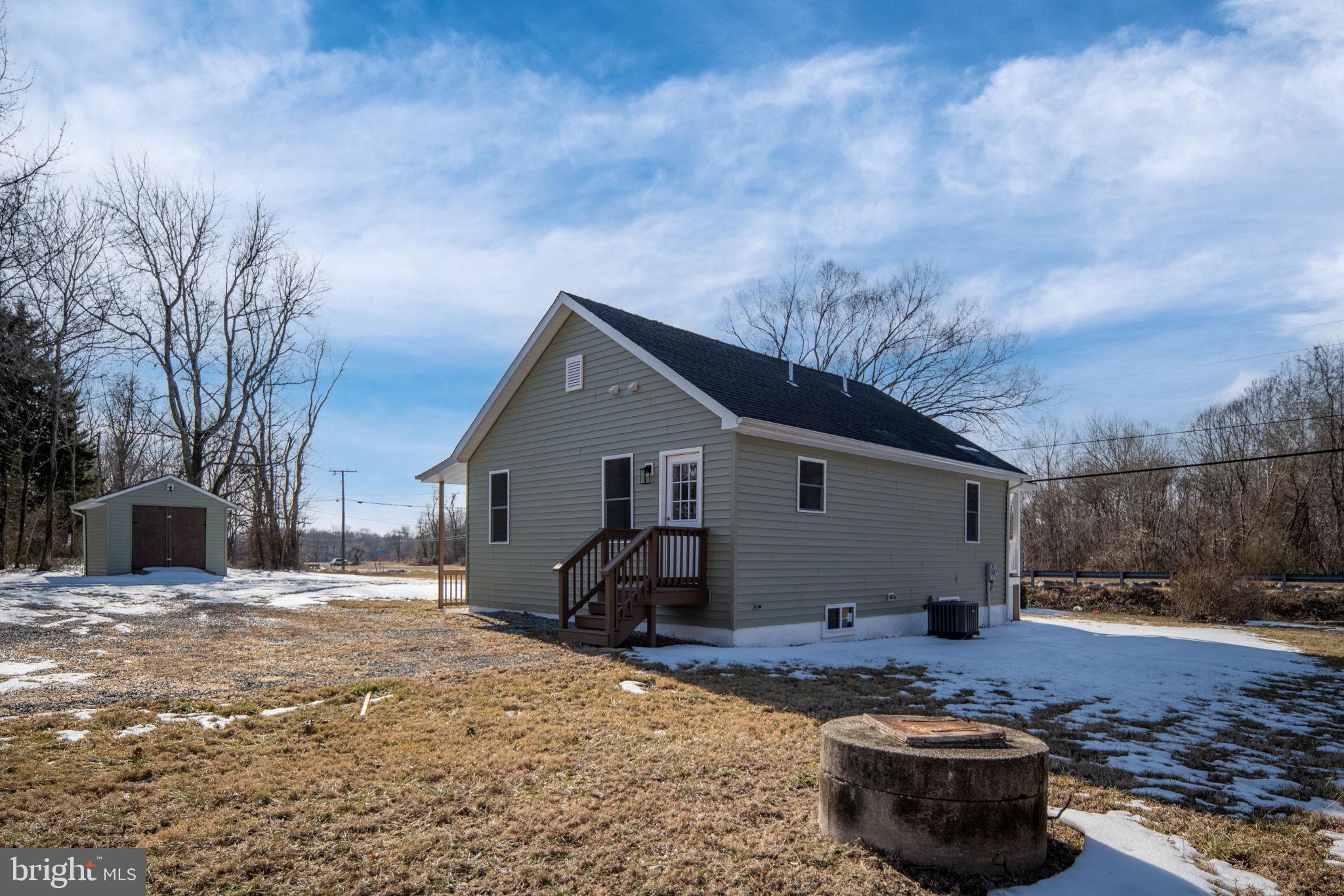 8061 JAMES MADISON PARKWAY