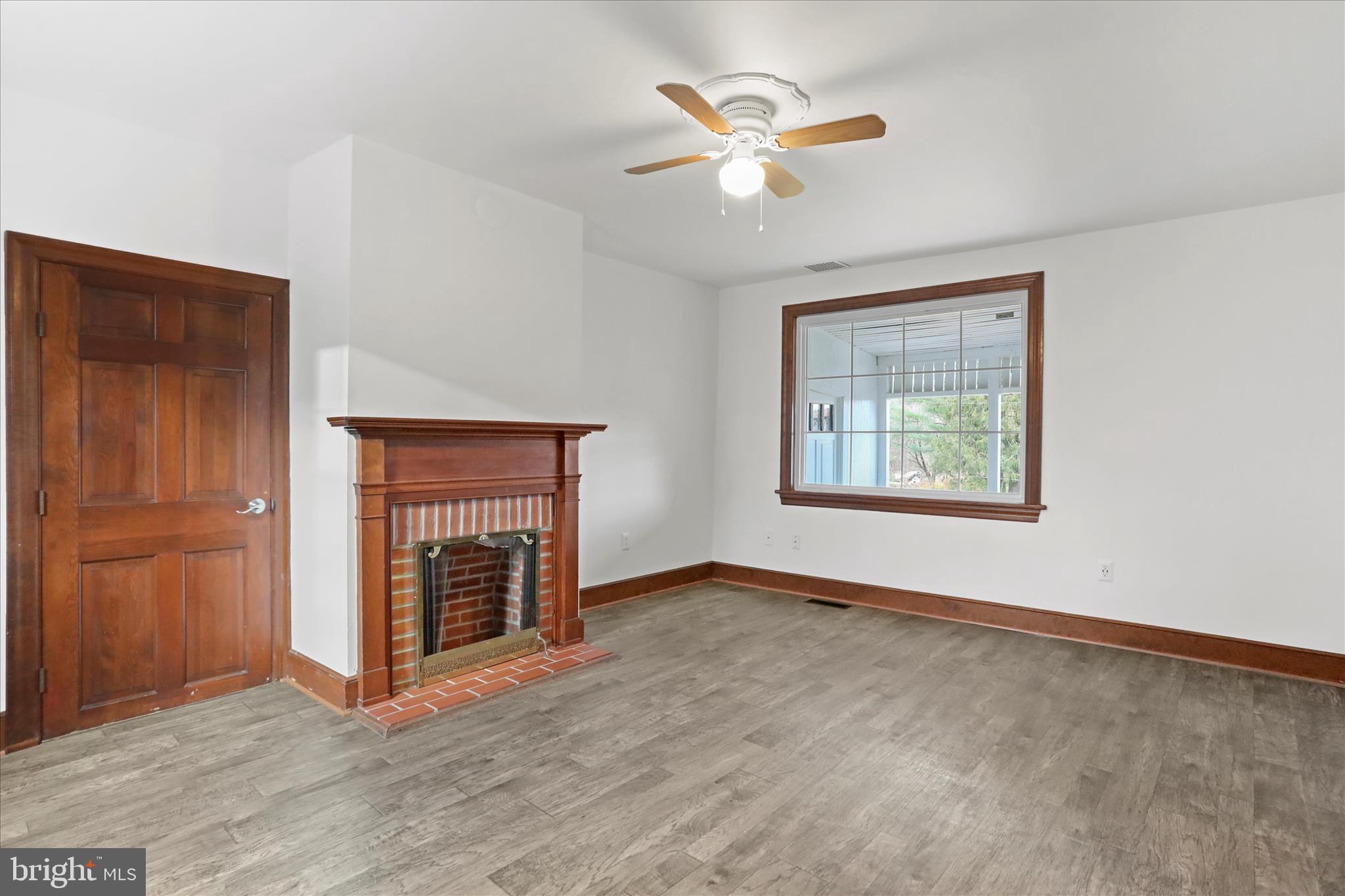 WOLFSVILLE - Commercial Sale