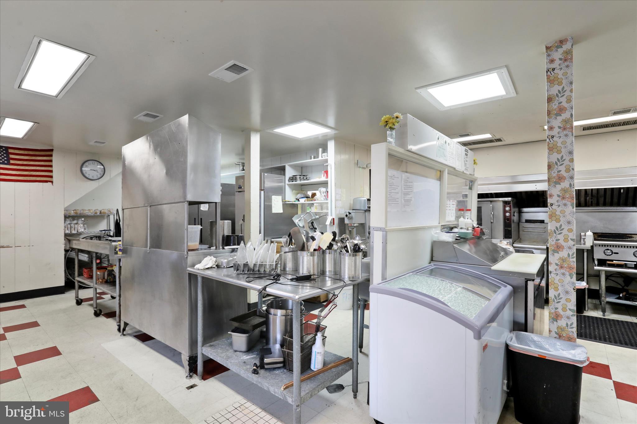 WOLFSVILLE - Commercial Sale