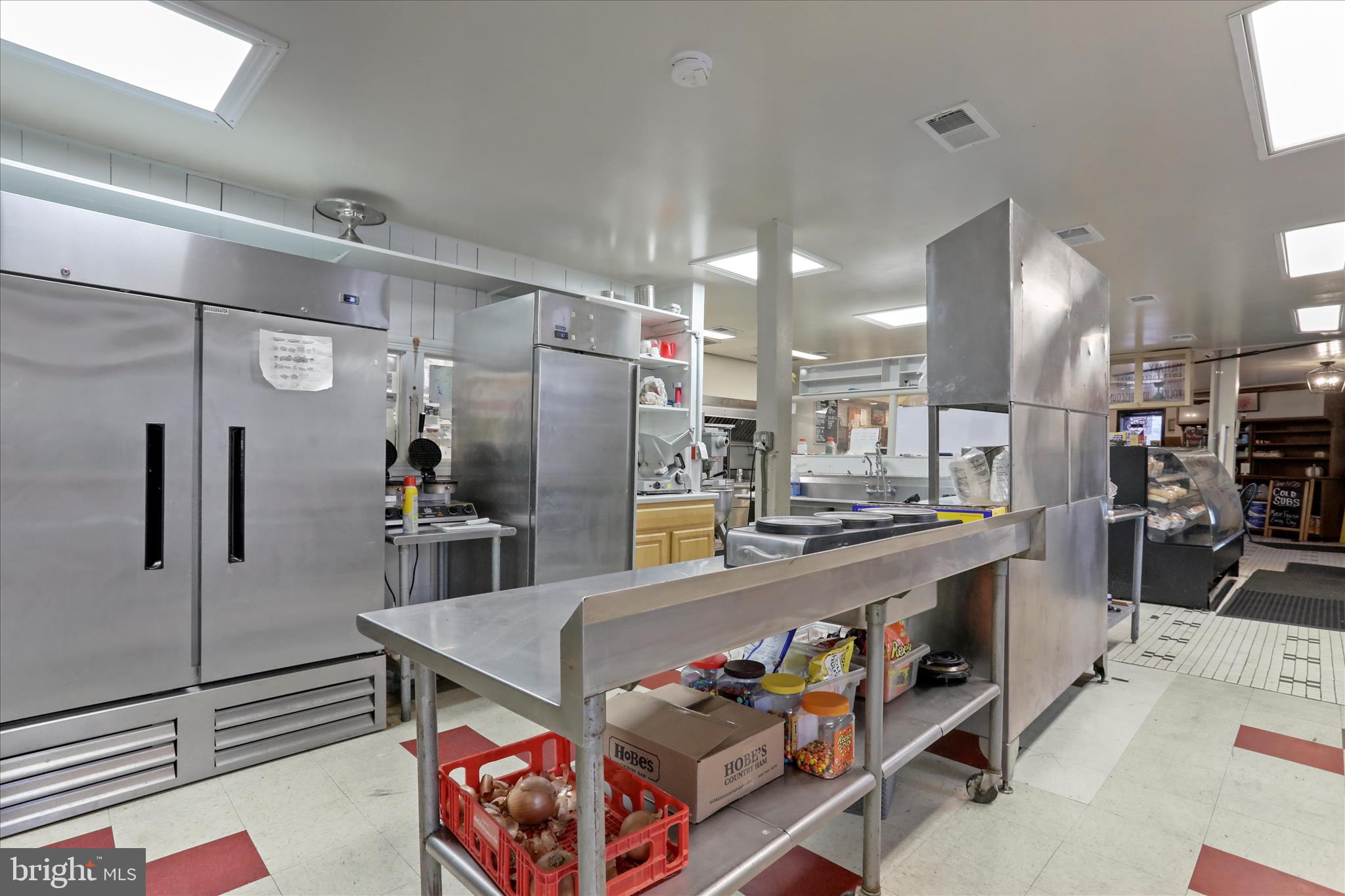 WOLFSVILLE - Commercial Sale