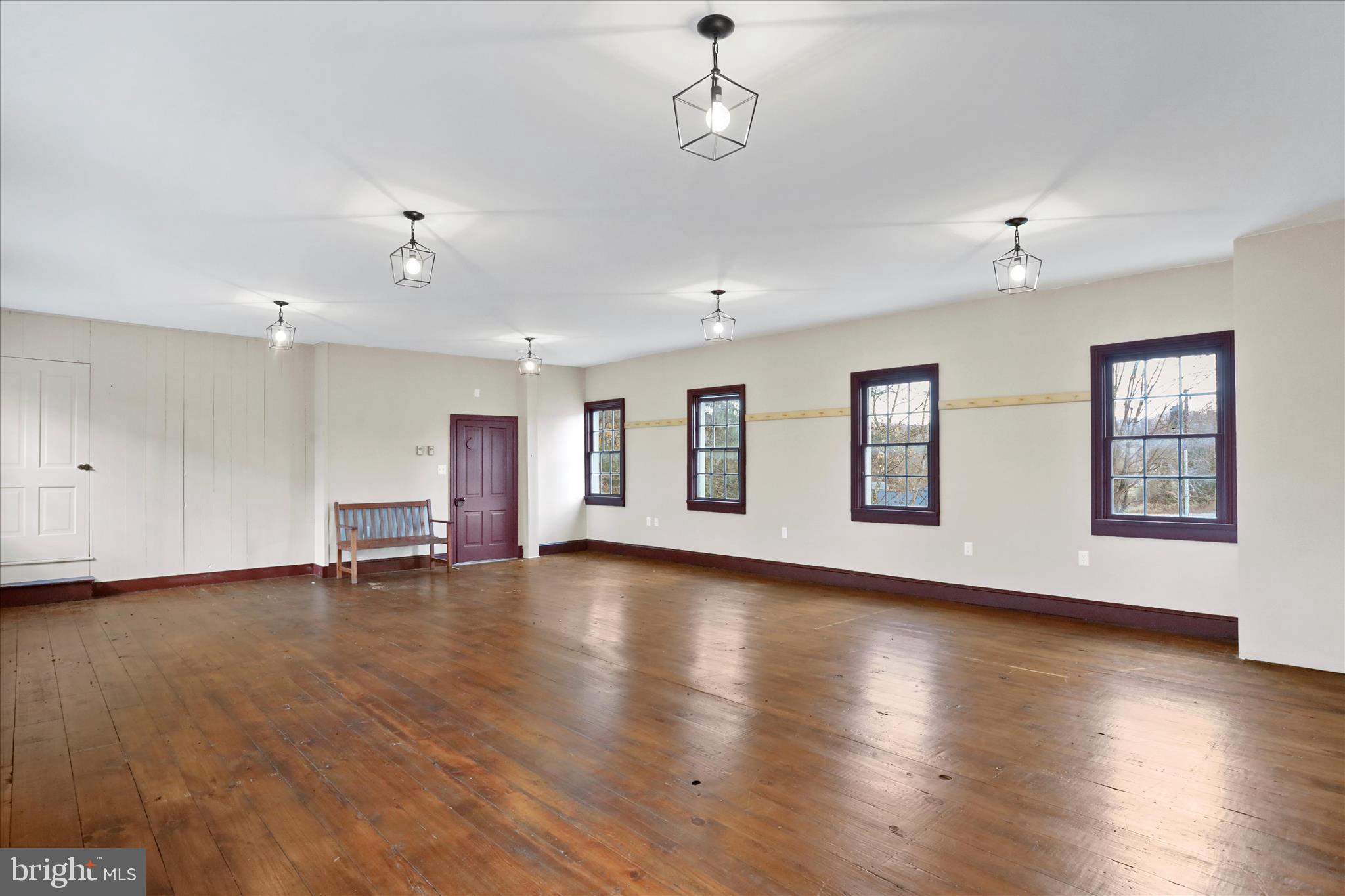 WOLFSVILLE - Commercial Sale