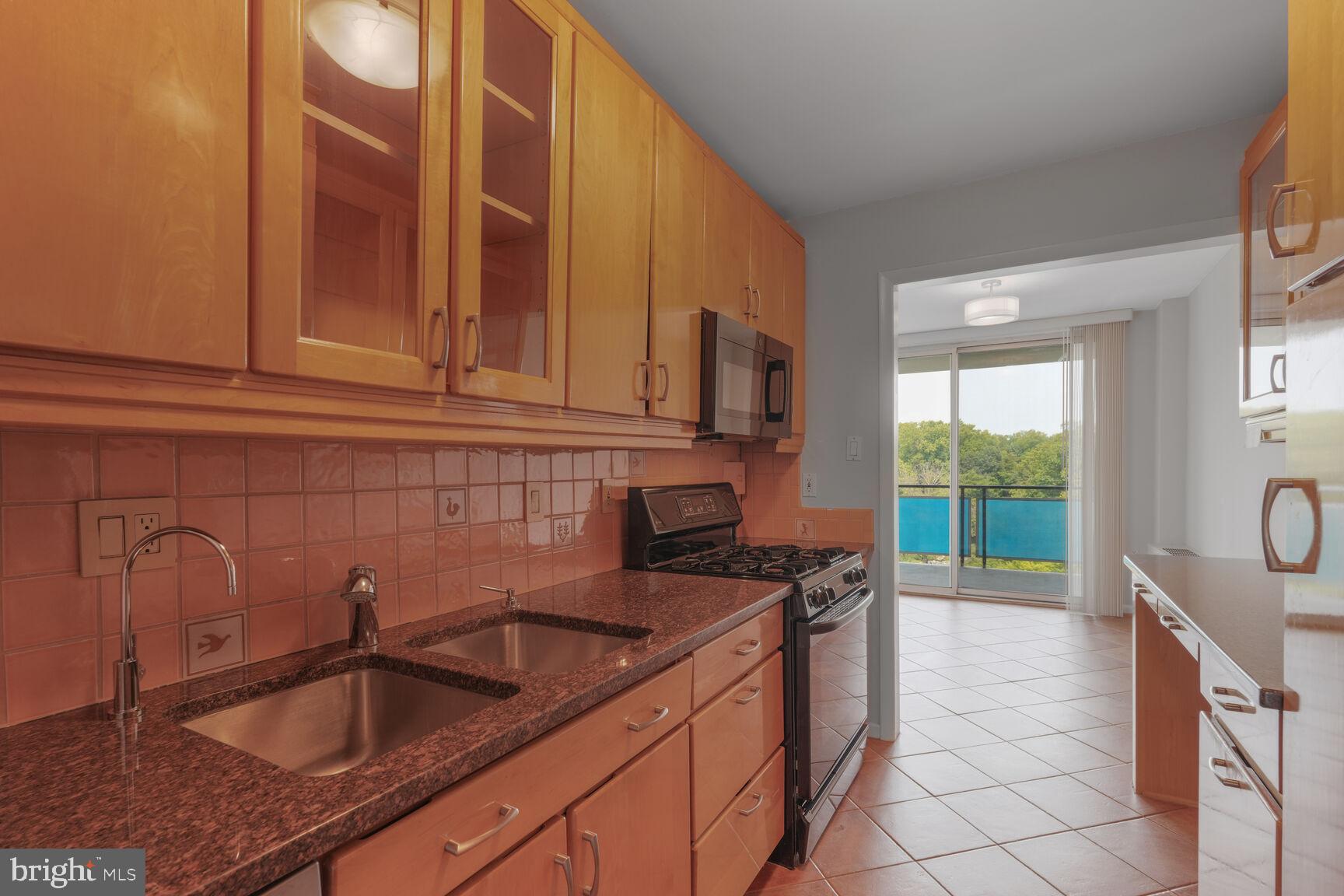 GROSVENOR PARK - Residential Lease