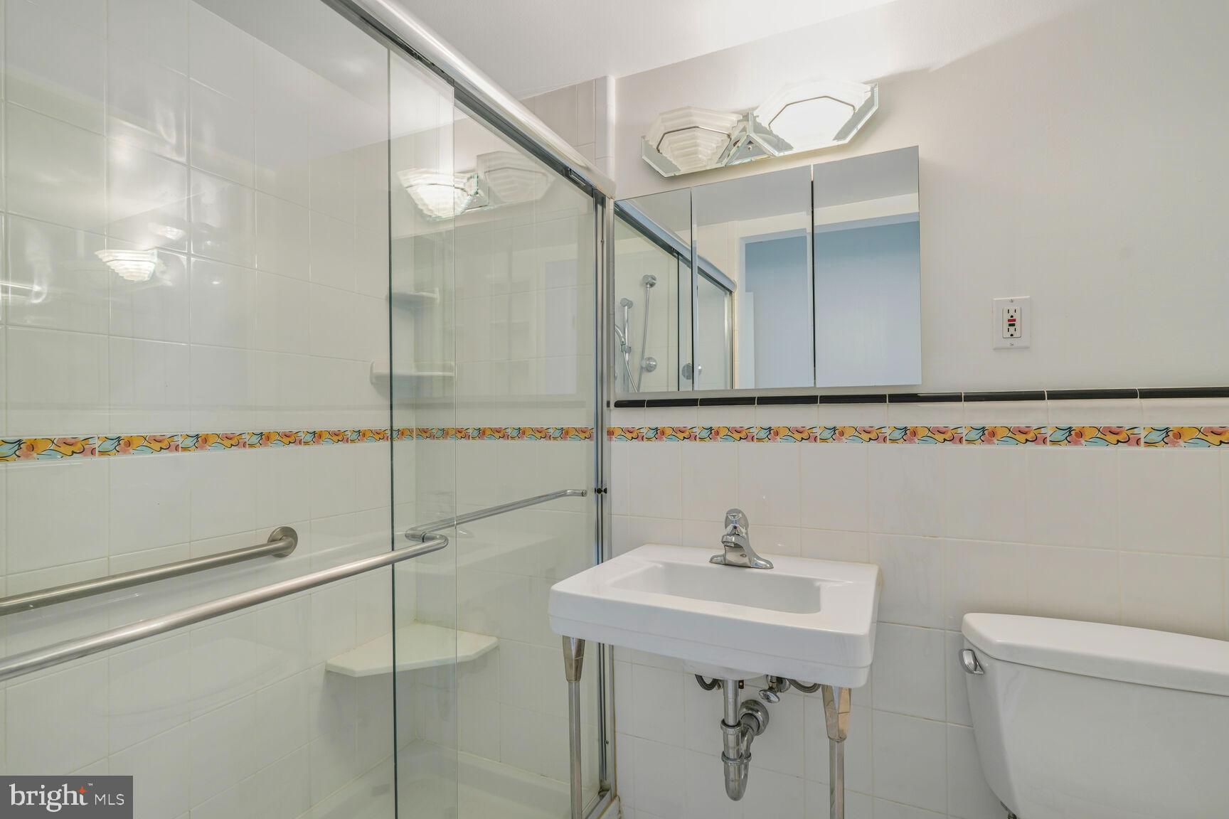 GROSVENOR PARK - Residential Lease