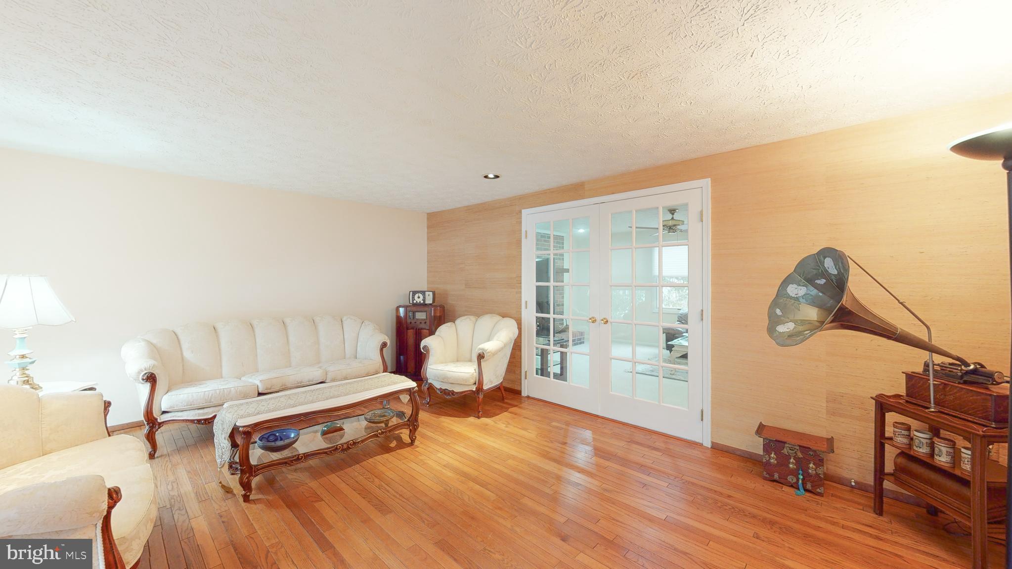 LANDFARE - Residential