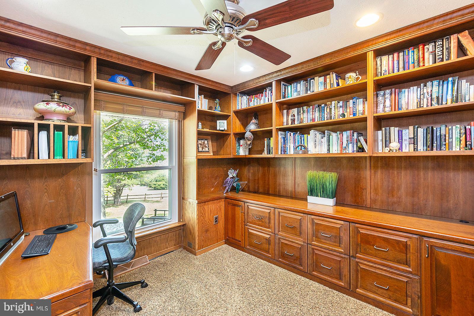 TIMBER RIDGE - Residential