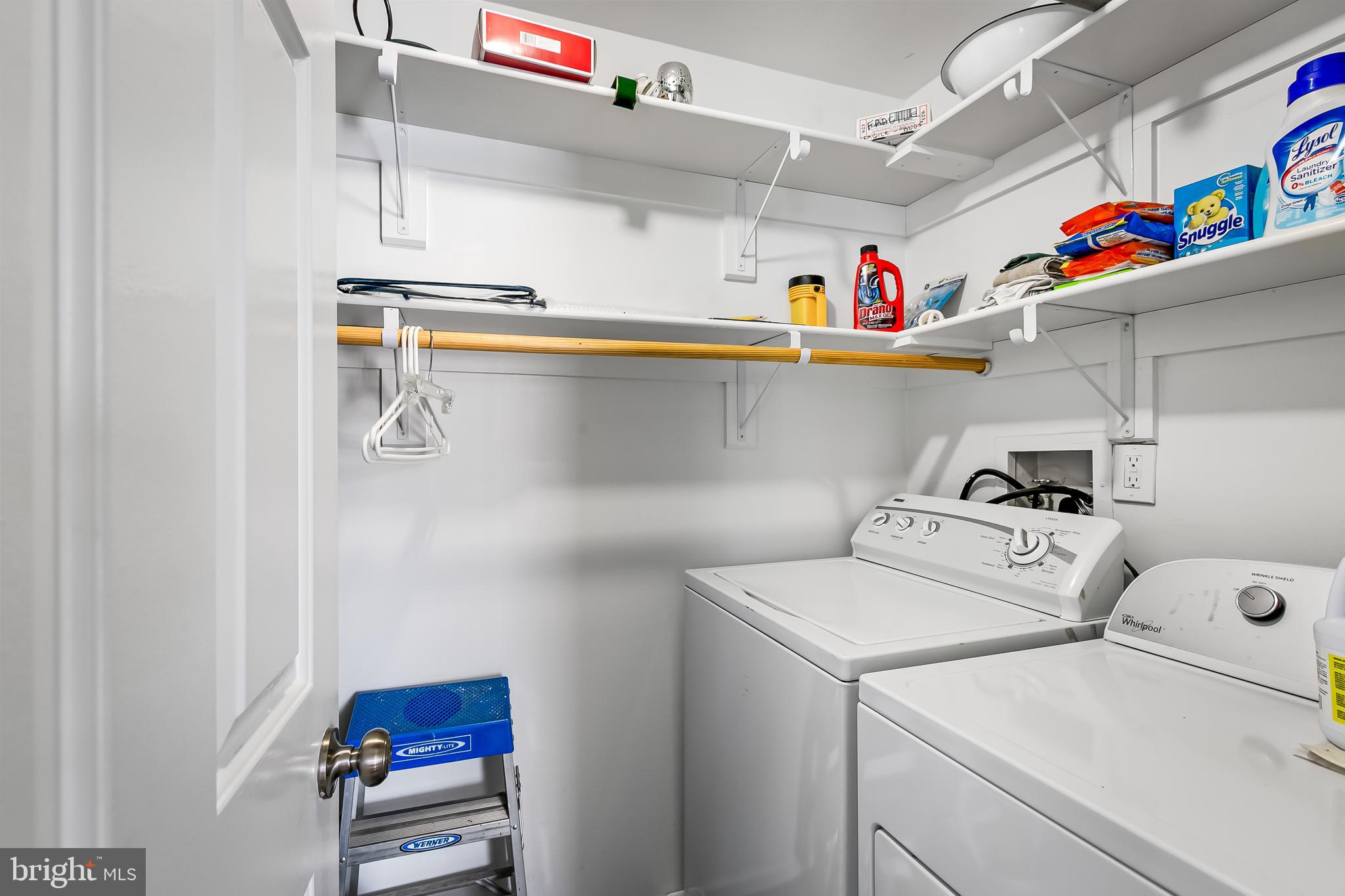 CHESTERFIELD GARDEN CONDOMINIUM - Residential Lease