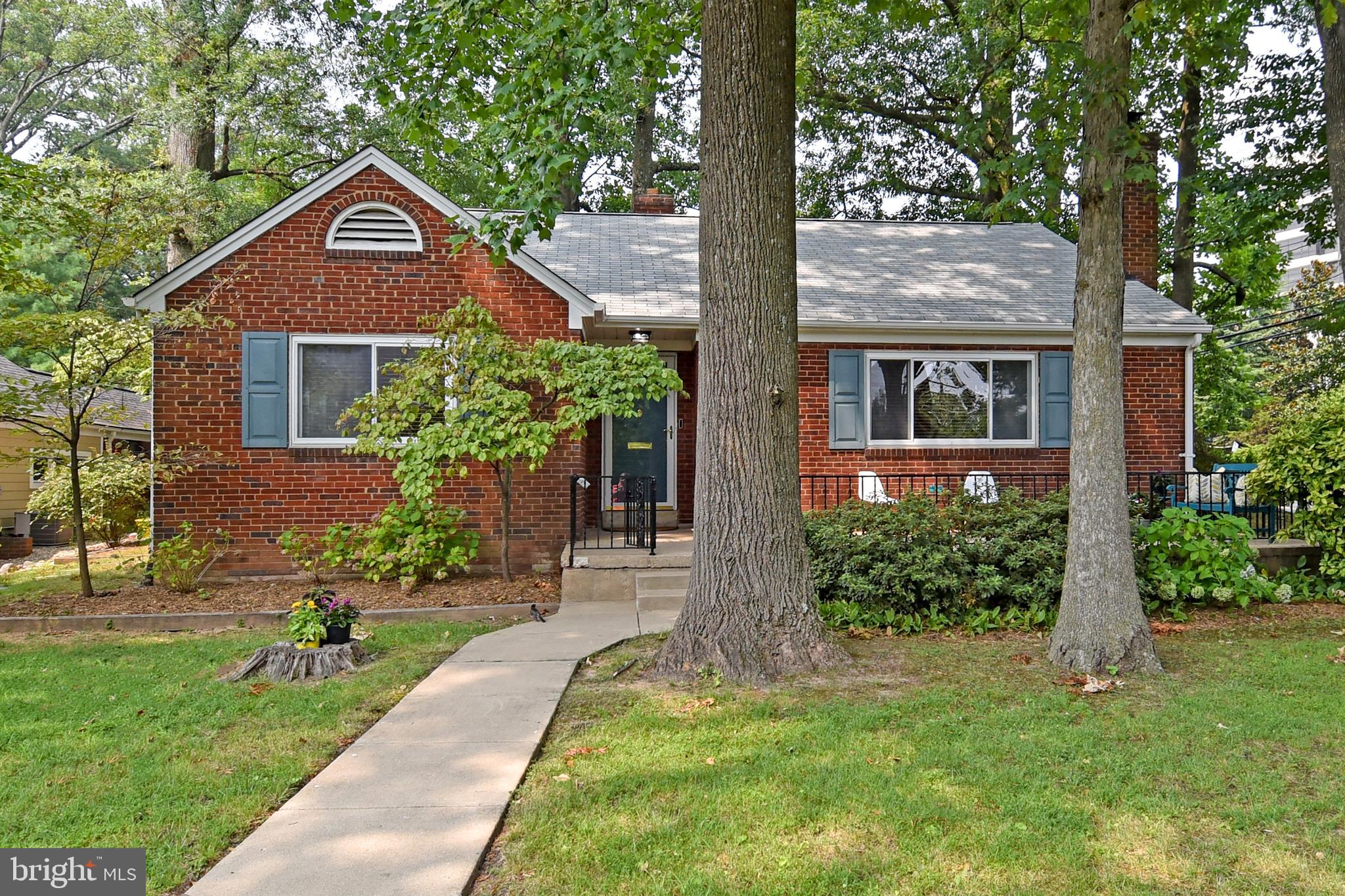 WAYCROFT WOODLAWN - Residential