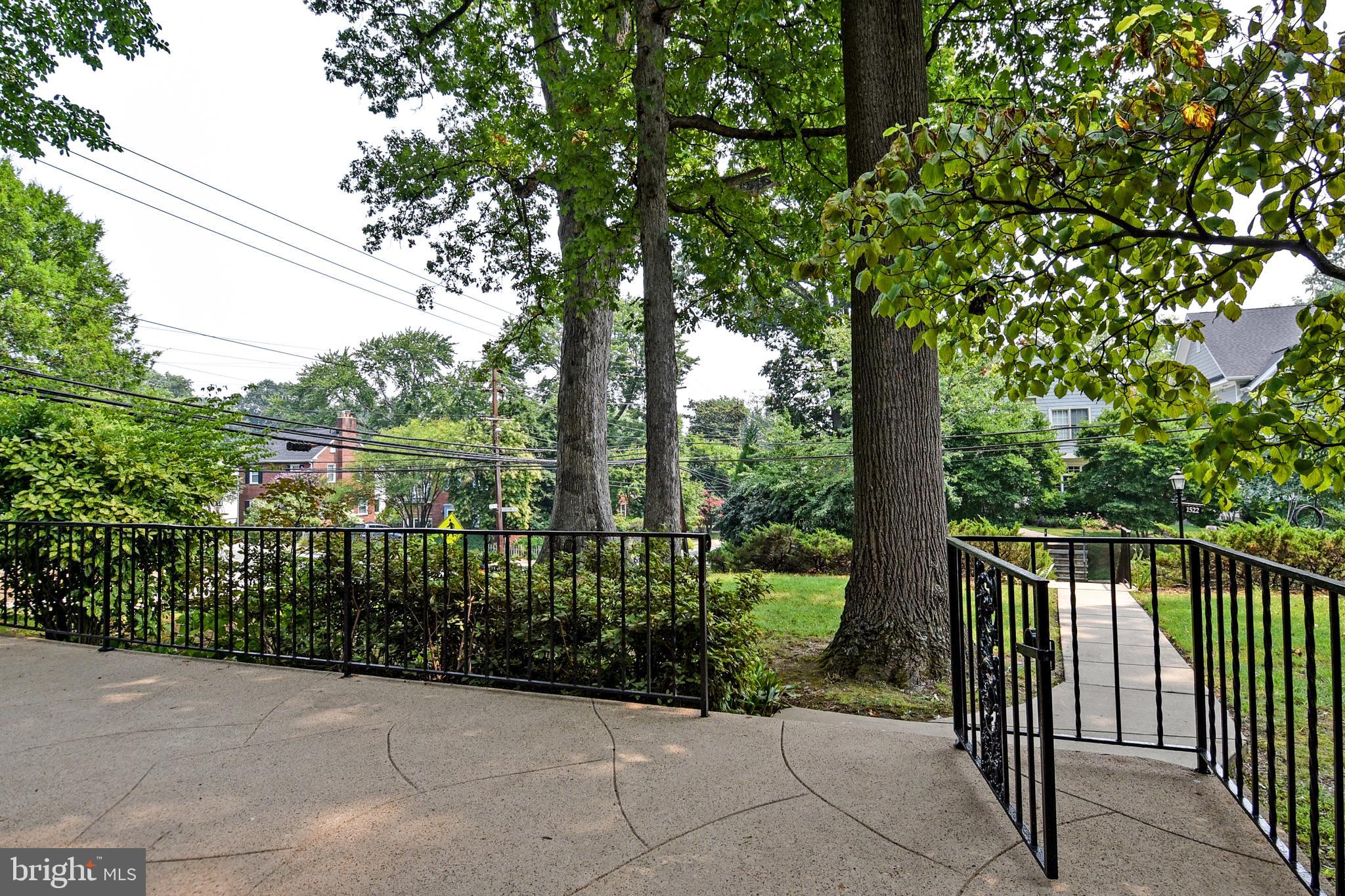 WAYCROFT WOODLAWN - Residential