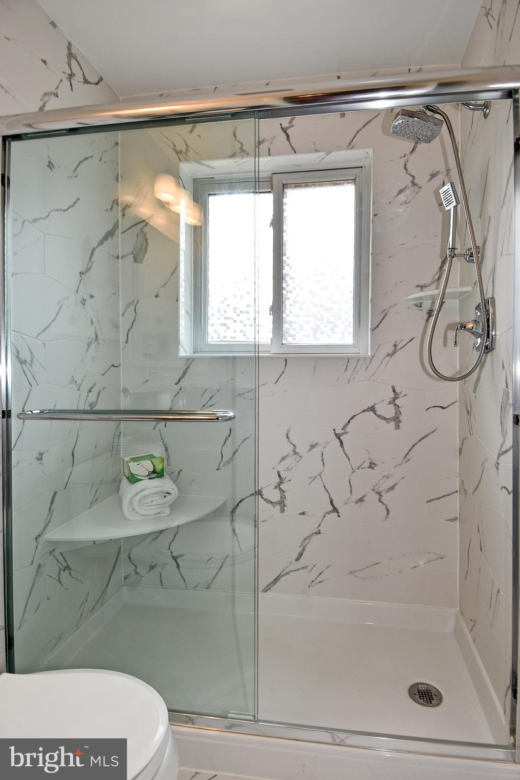 WAYCROFT WOODLAWN - Residential