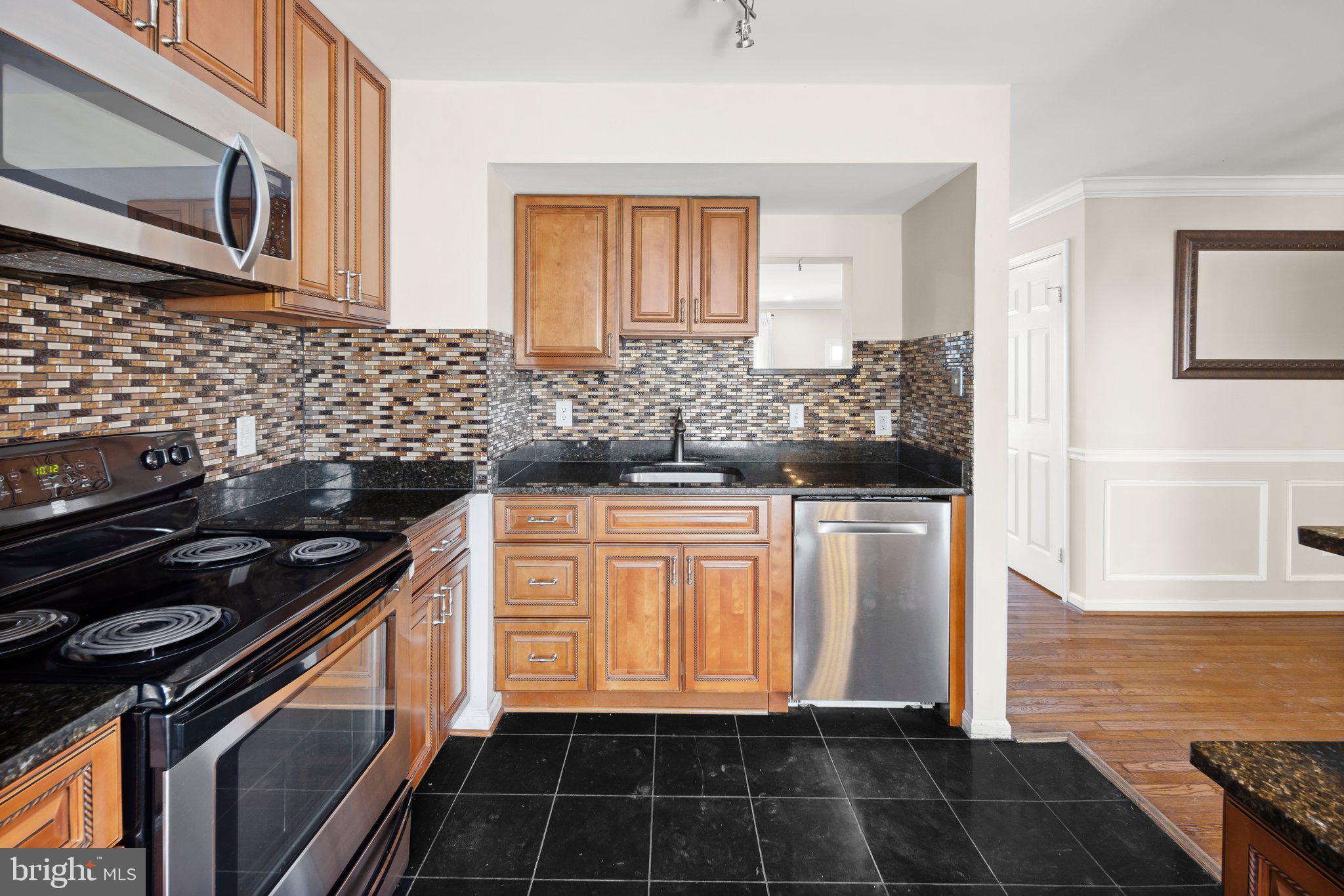 BLUEMONT - Residential Lease