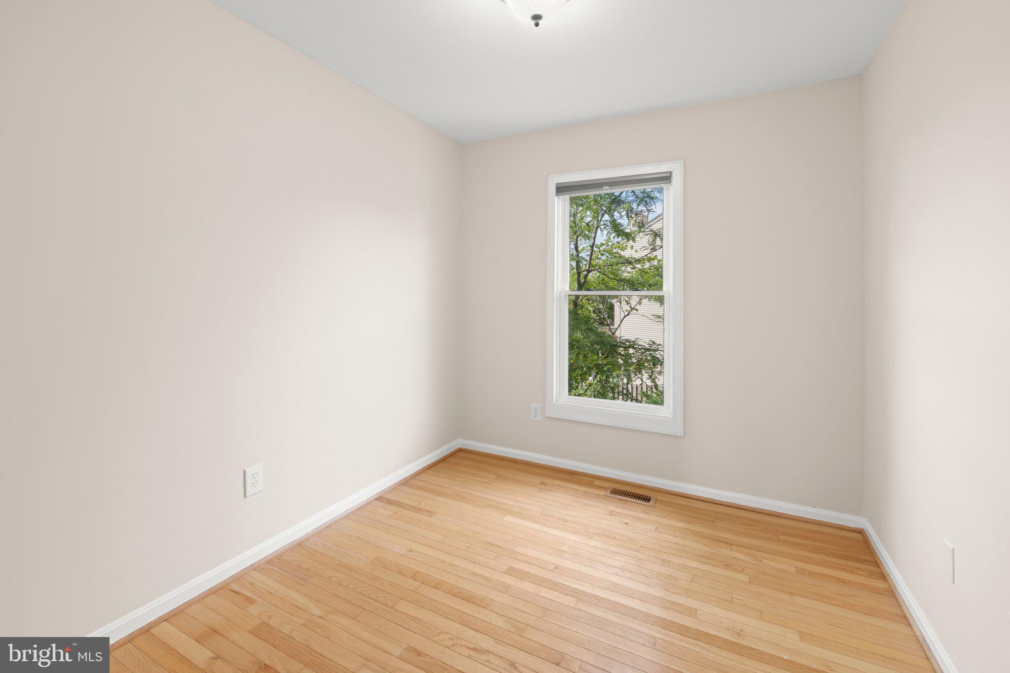 BLUEMONT - Residential Lease