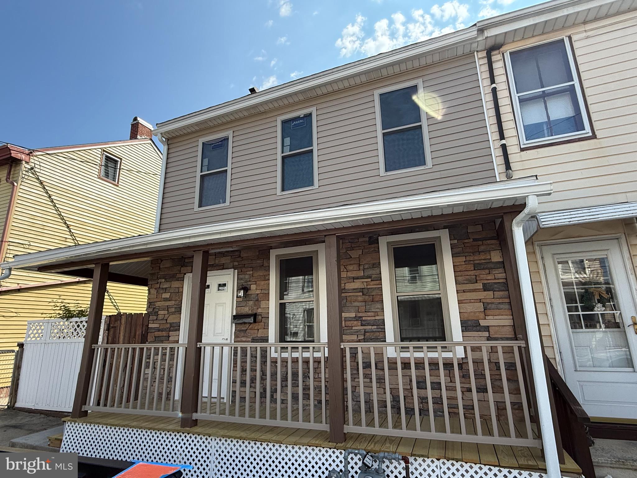 330 N 11TH STREET