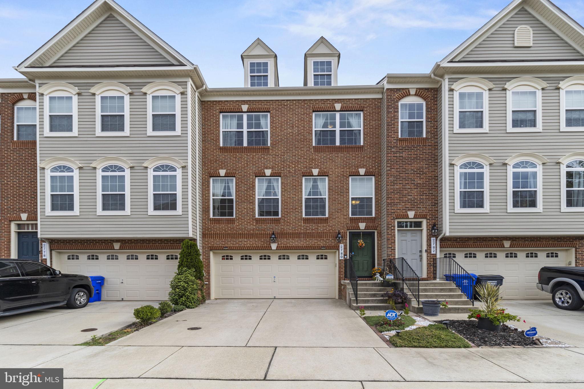 CHELSEA MANOR - Residential