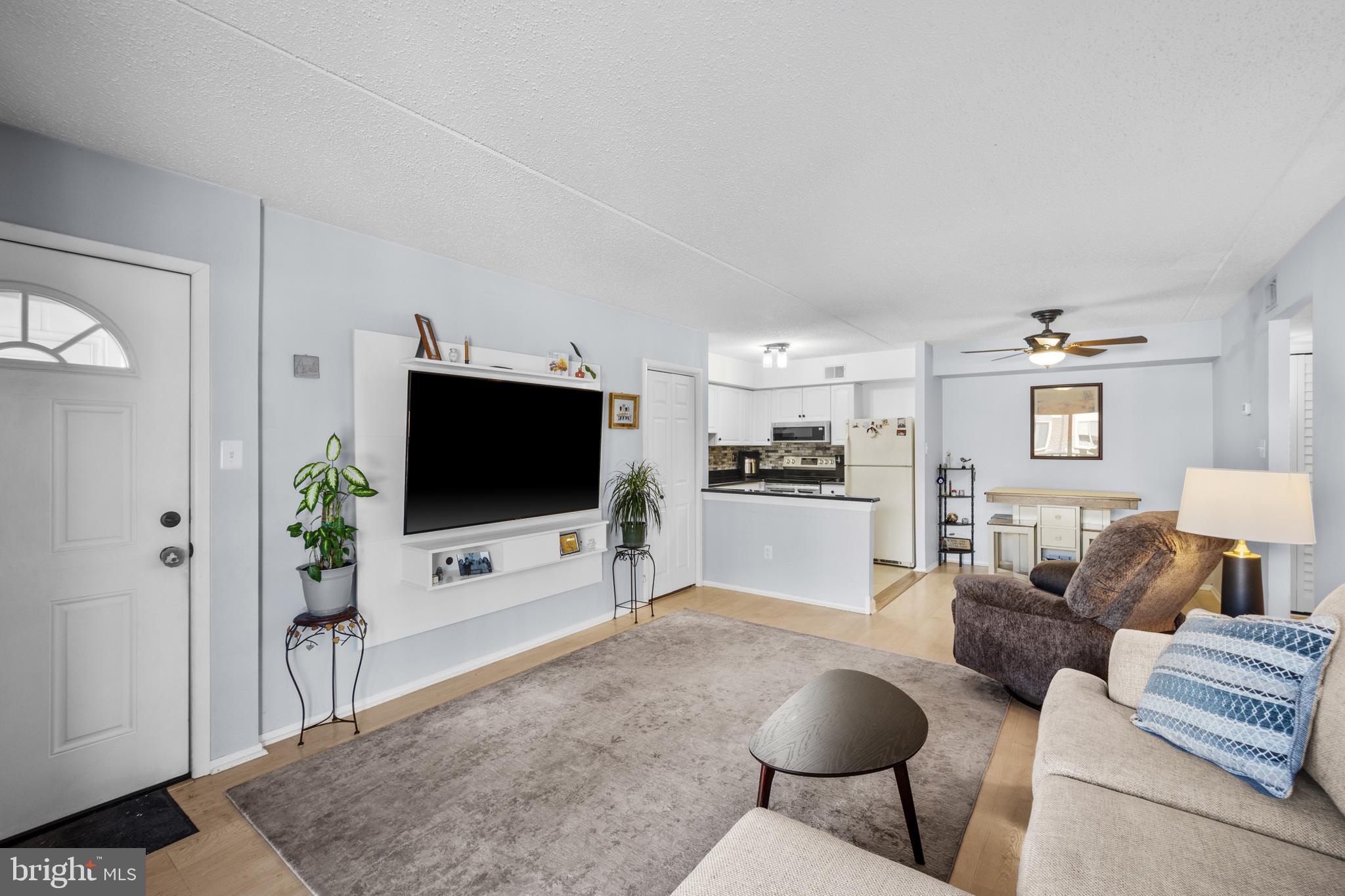 HILLTOP - Residential