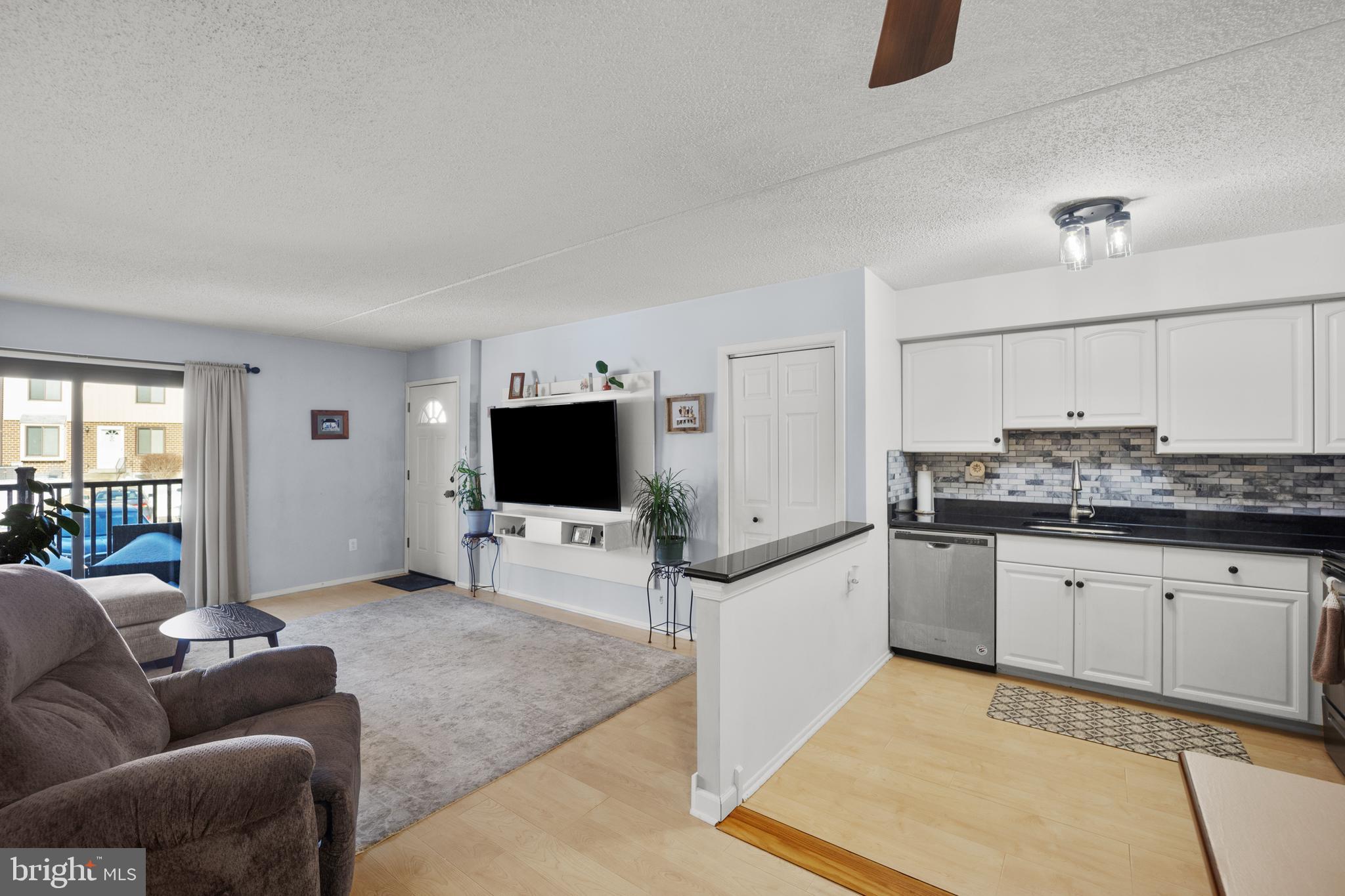 HILLTOP - Residential