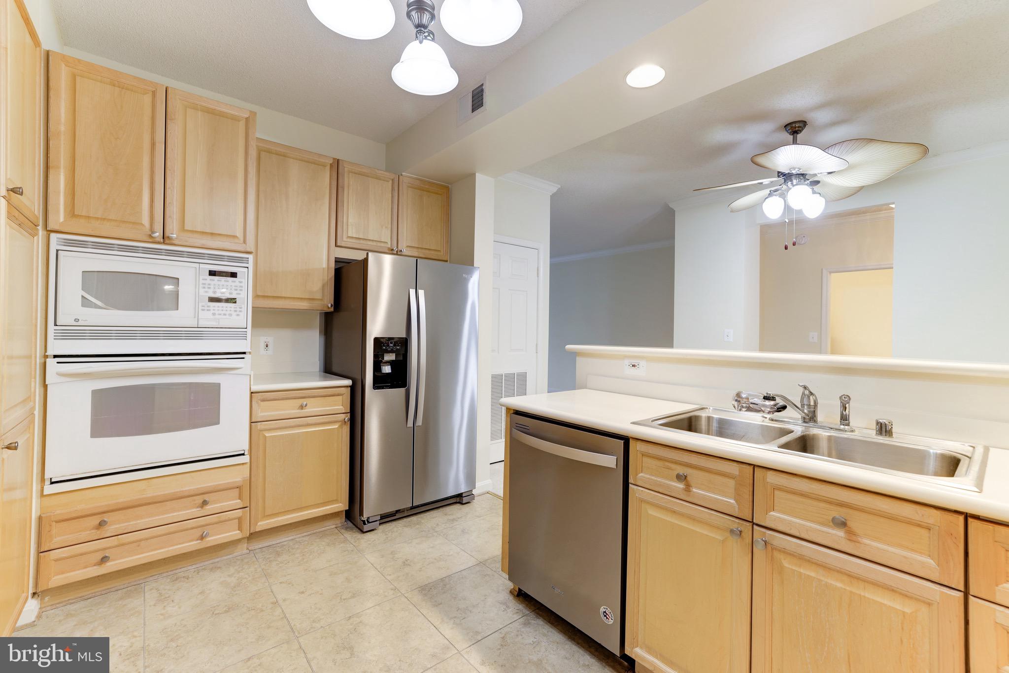 MAGNOLIAS AT LANSDOWNE WOODS - Residential Lease