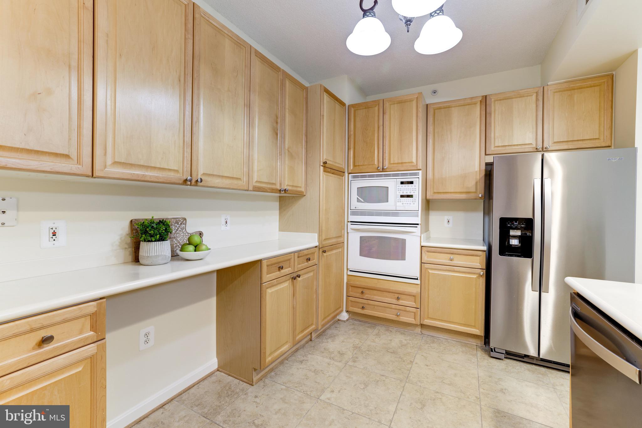 MAGNOLIAS AT LANSDOWNE WOODS - Residential Lease