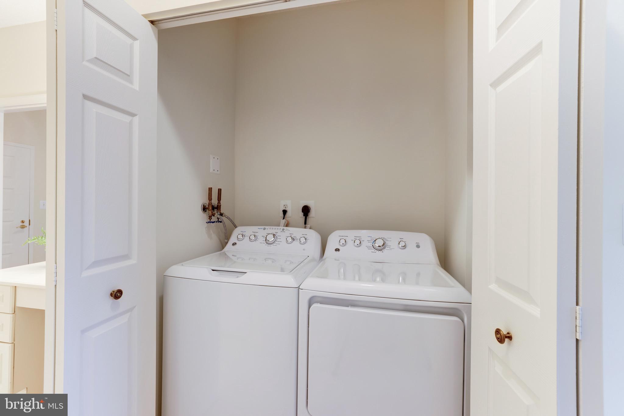 MAGNOLIAS AT LANSDOWNE WOODS - Residential Lease