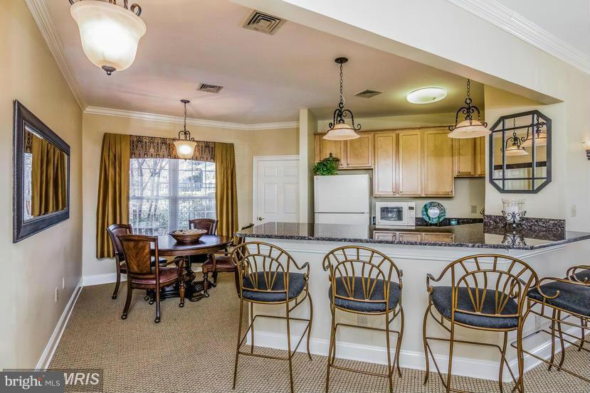 GATES OF FAIR LAKES - Residential Lease