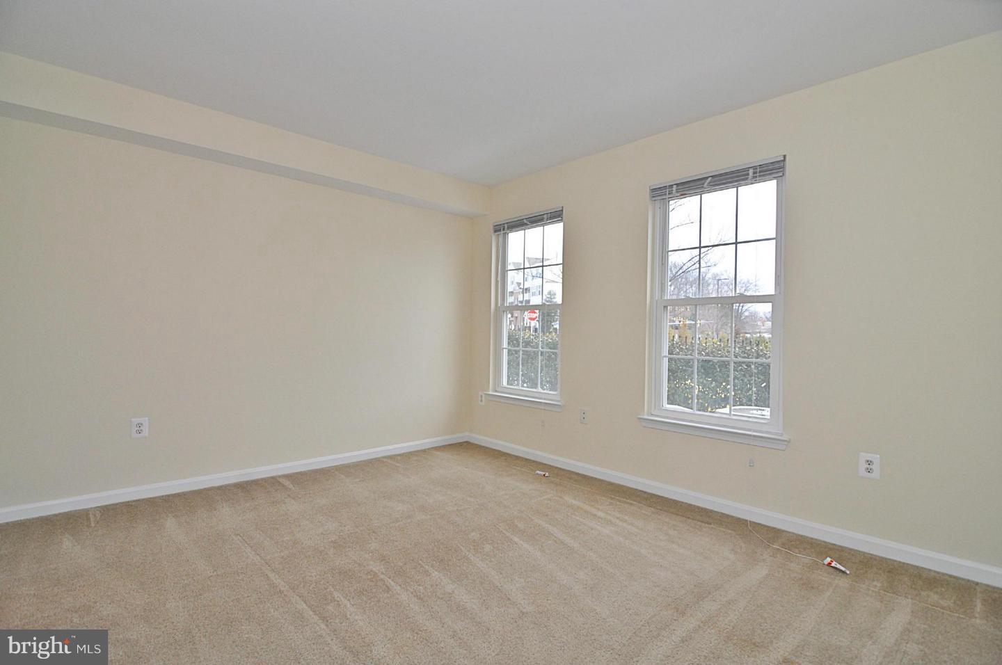 GATES OF FAIR LAKES - Residential Lease