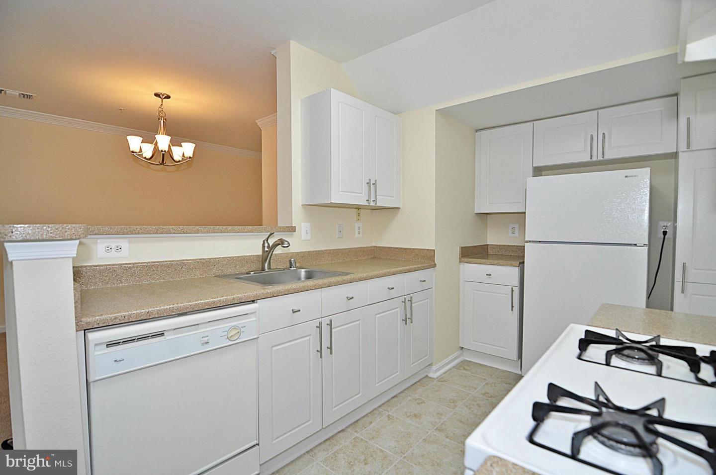 GATES OF FAIR LAKES - Residential Lease