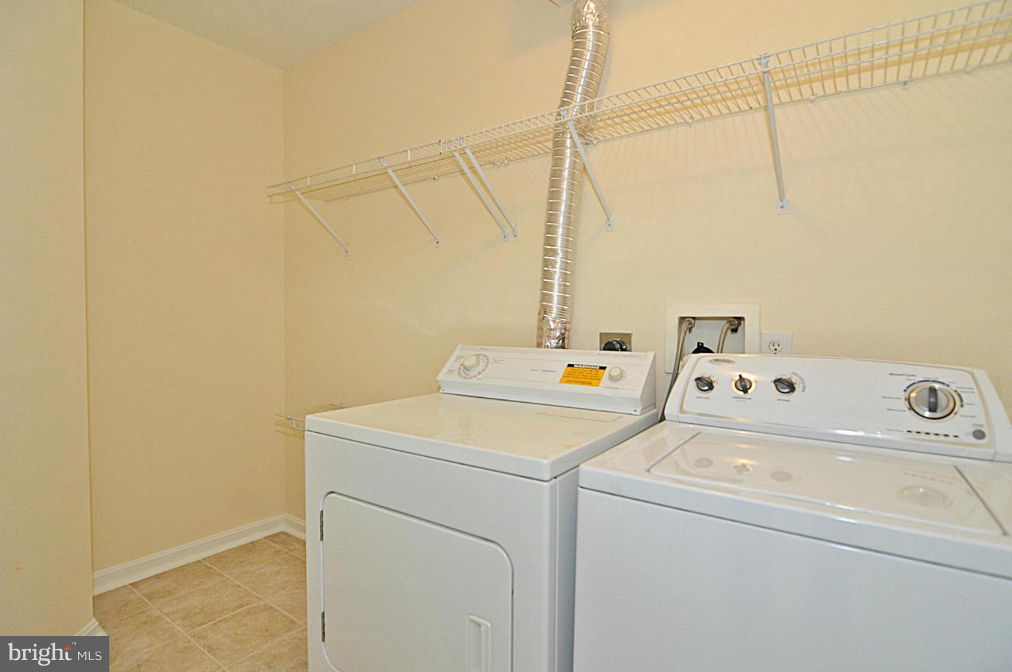 GATES OF FAIR LAKES - Residential Lease