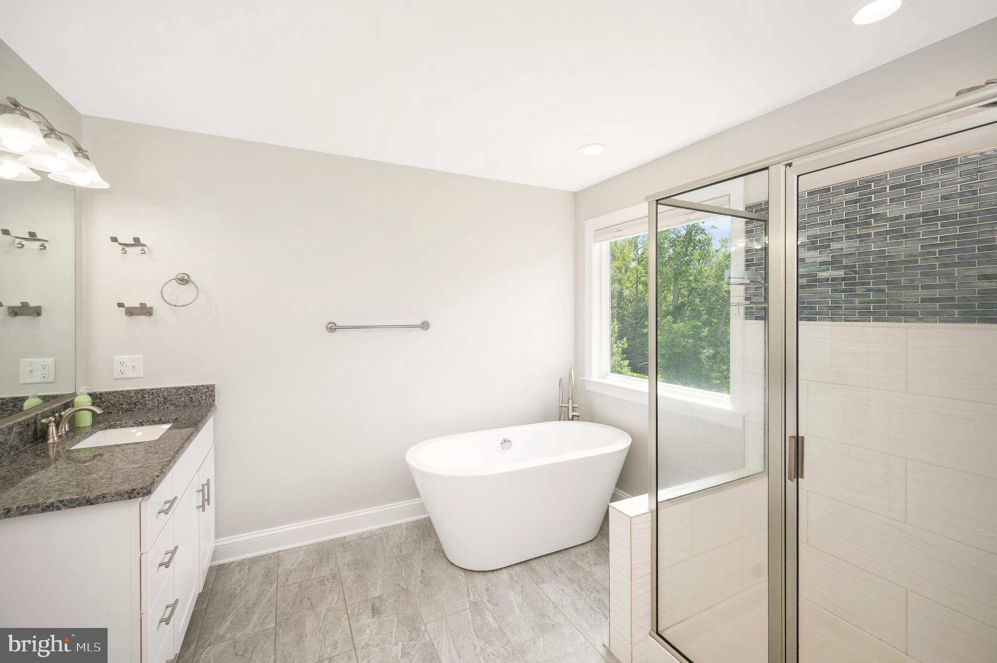 POPLAR HILLS SECTION 6 - Residential Lease