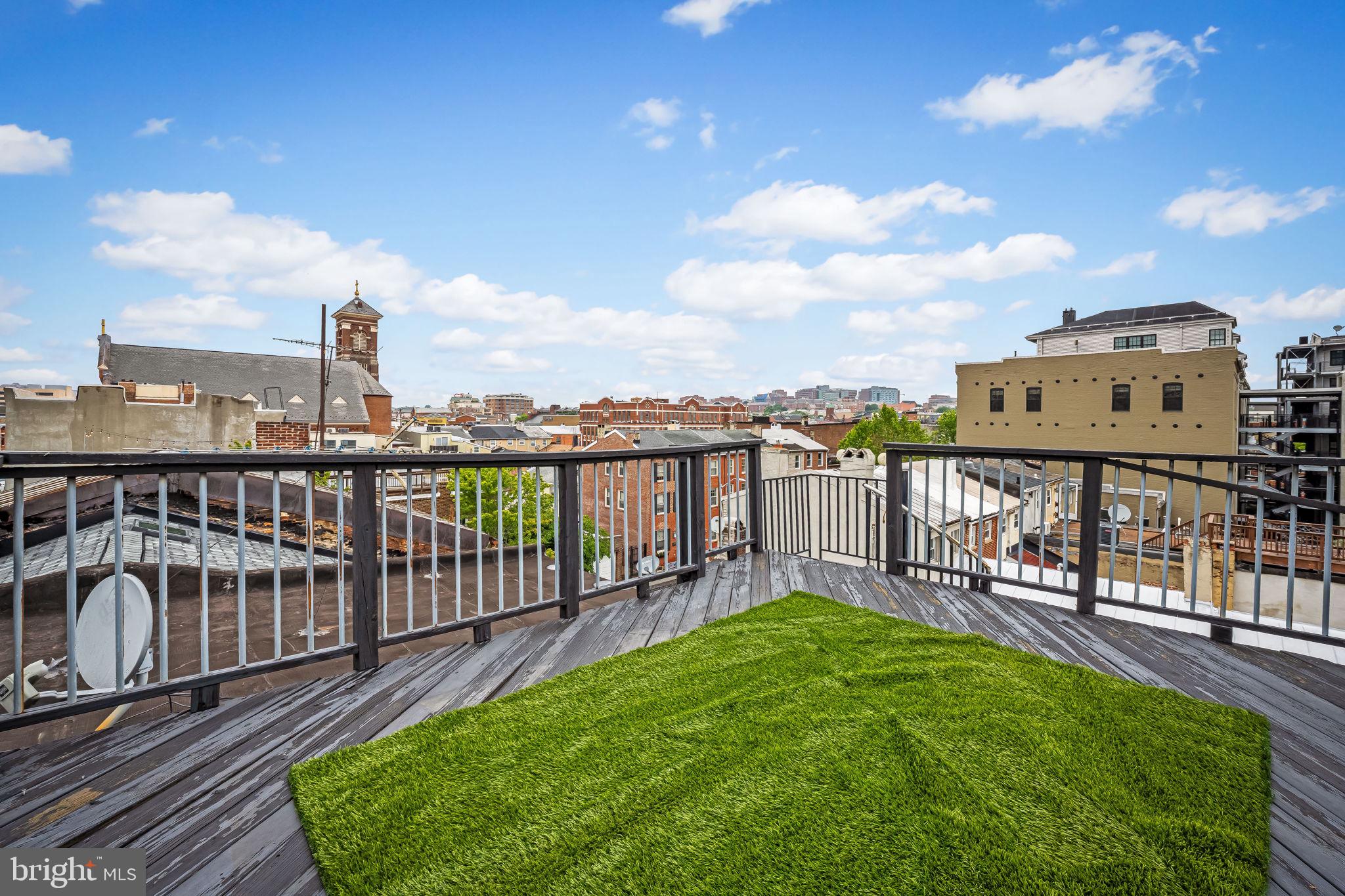 LITTLE ITALY - Residential