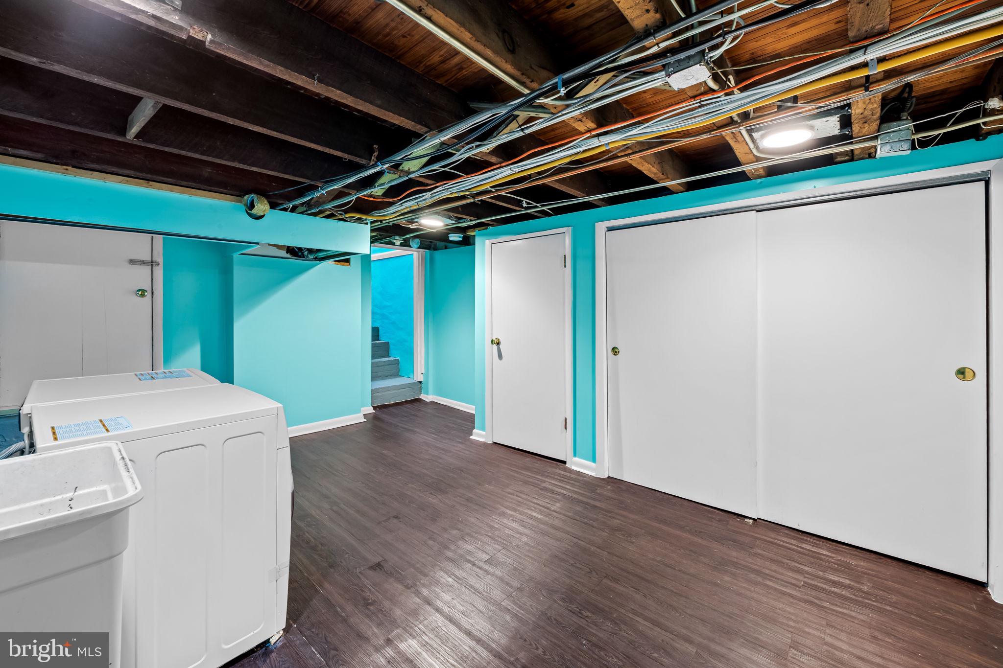 LITTLE ITALY - Residential