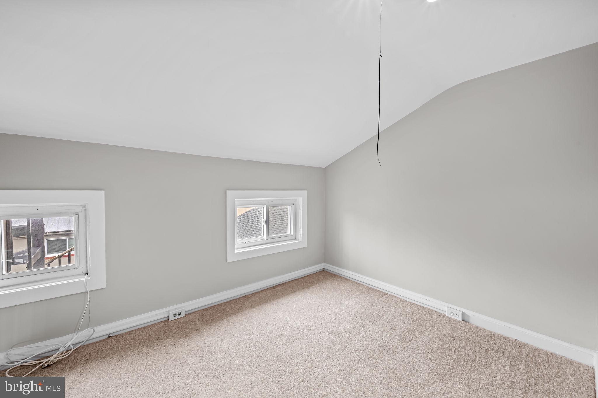 LITTLE ITALY - Residential