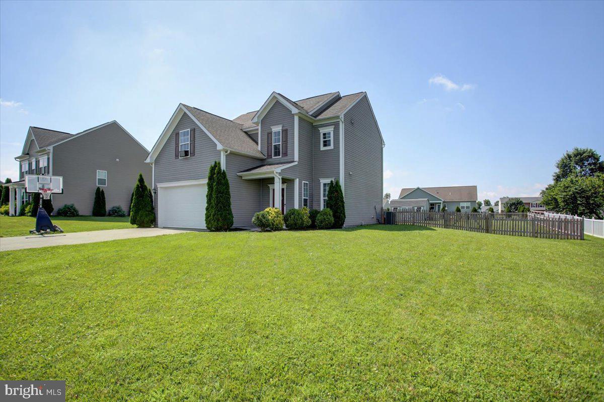 784 BRISTOL DRIVE
