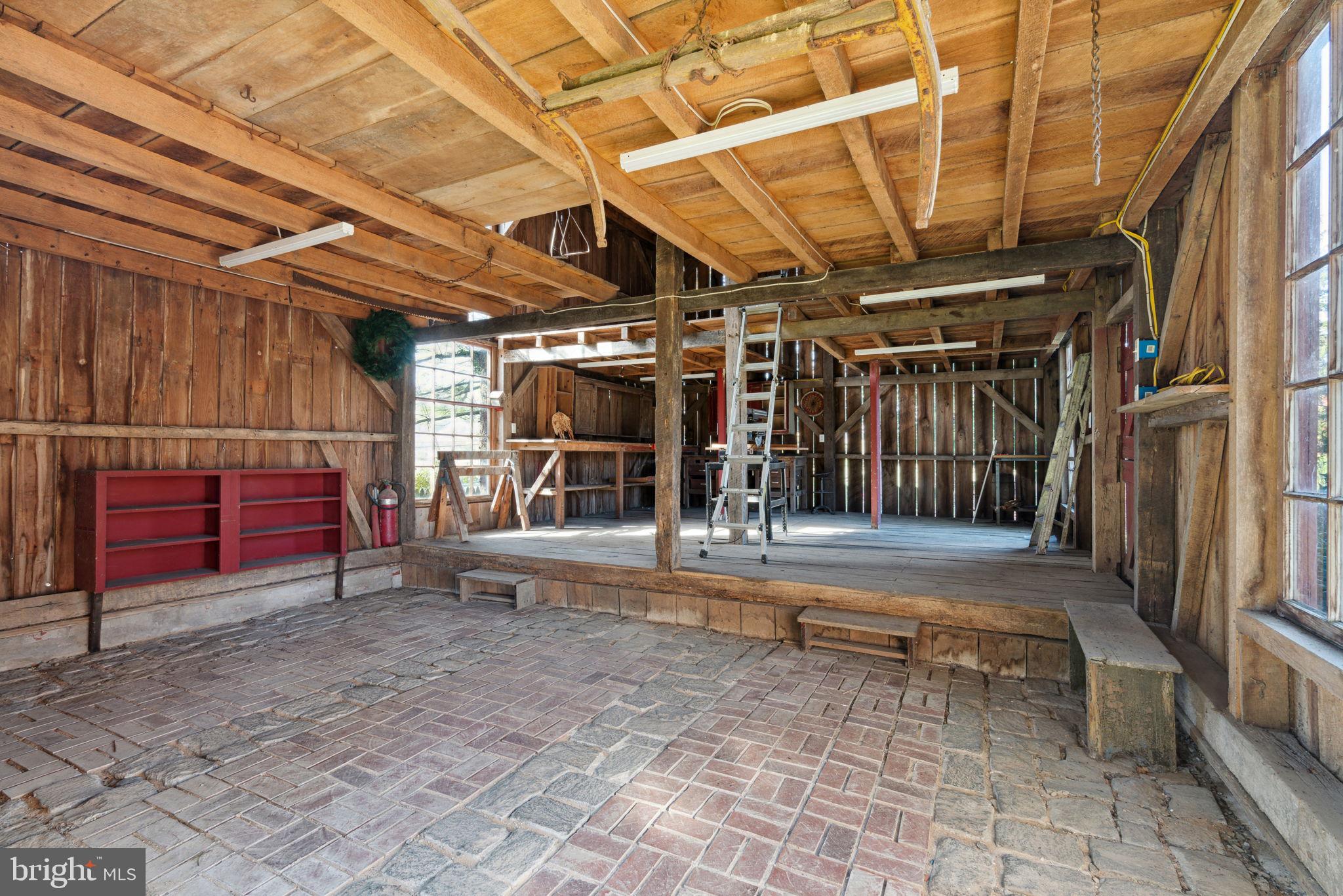 AVONDALE BORO - Residential