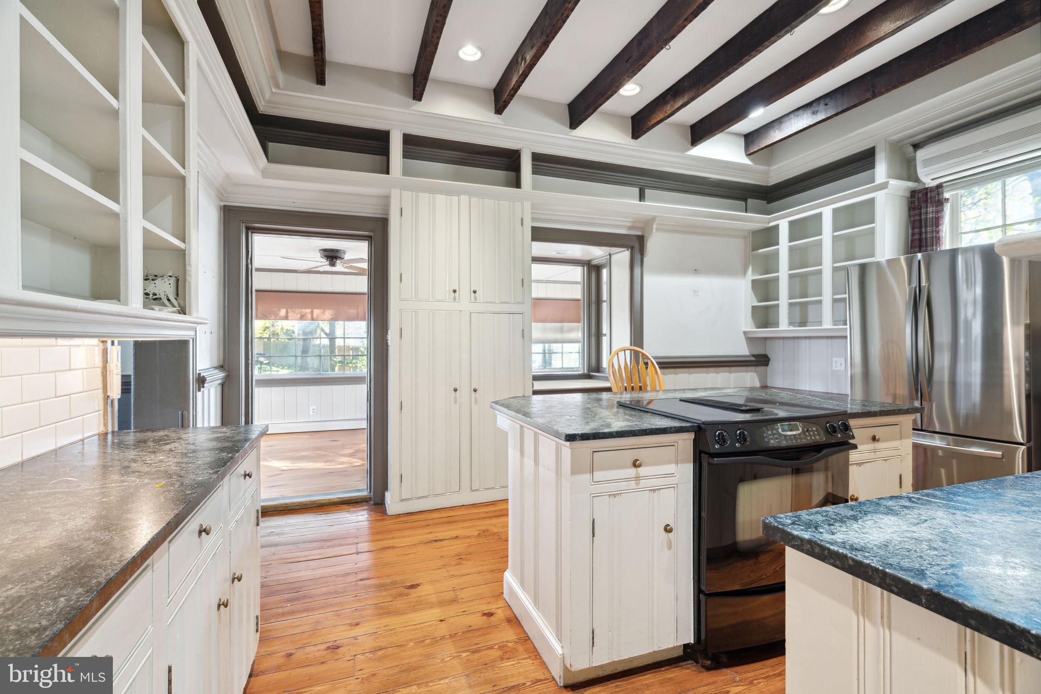 AVONDALE BORO - Residential