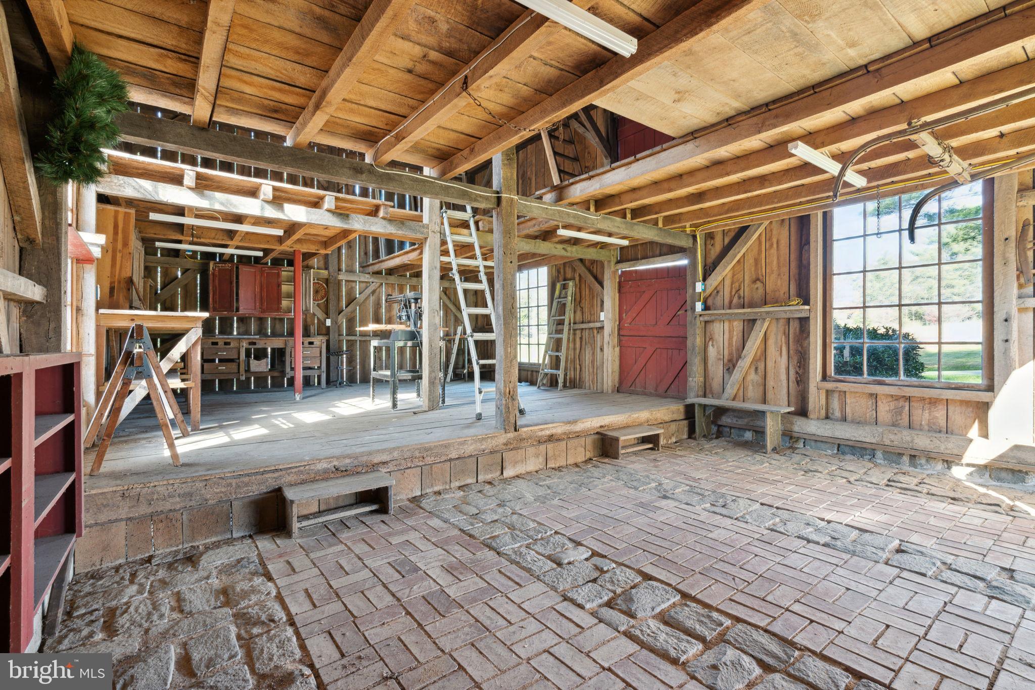 AVONDALE BORO - Residential