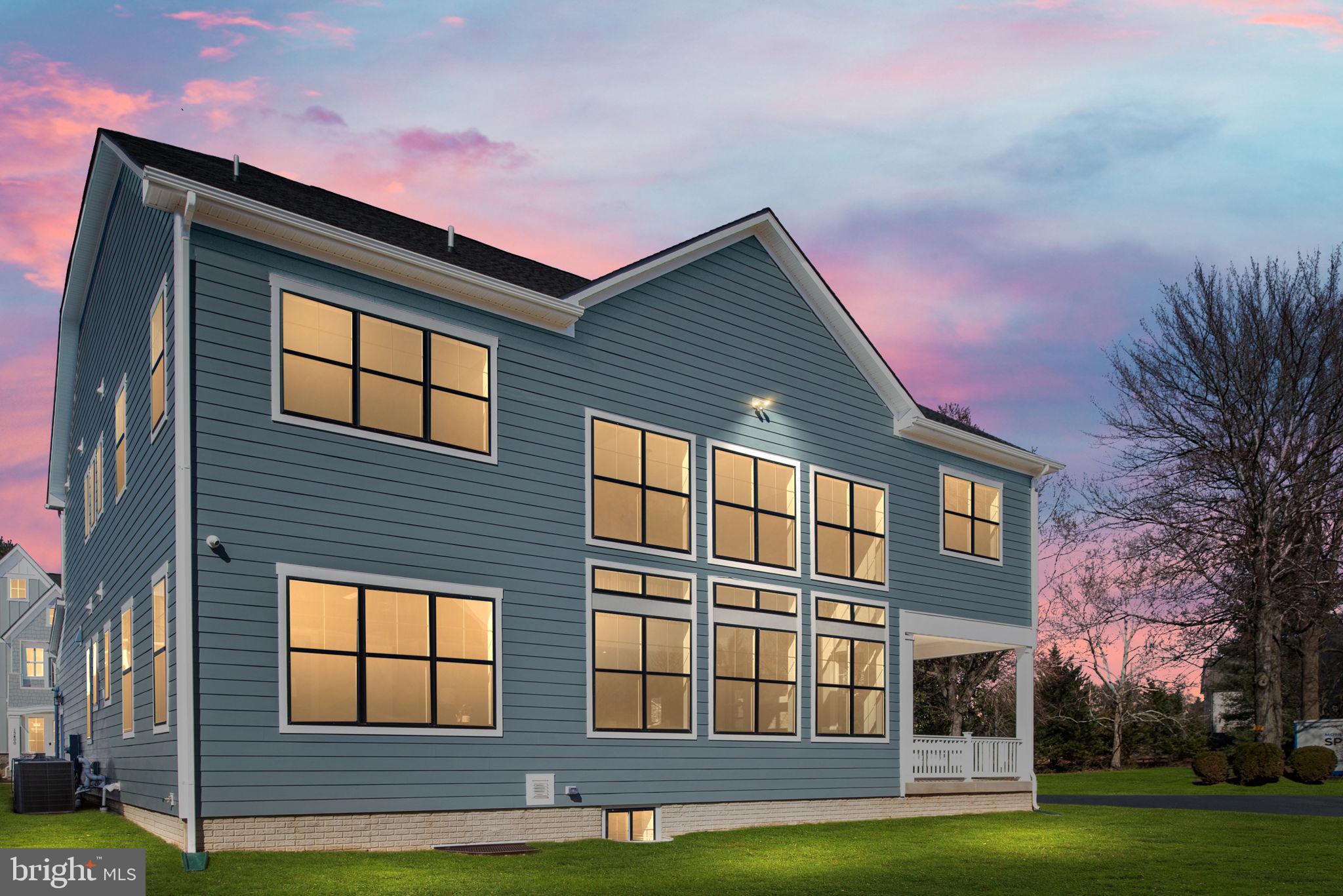 SPRING LAKE - Residential