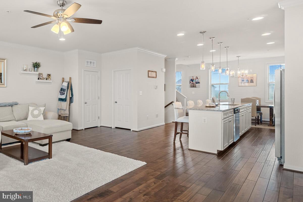 LANDSDALE - Residential