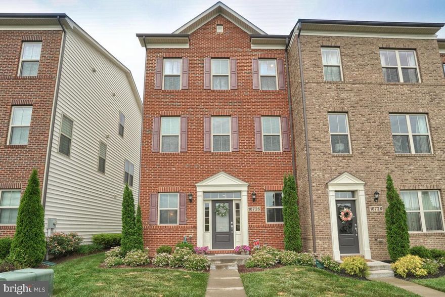 Gorgeous END Townhouse  with 2 car garage in wonderful community of Landsdale.  Loaded with upgrades. Spacious and bright, this home features stunning wide-planked hardwood floors throughout, custom cream cabinetry, granite kitchen, stainless steel appliances, massive center island, large deck, finished lower level with rec room and bath. Beautiful owner's suite with luxury bath, 2 additional large bedrooms, convenient upper level laundry and more. Neutral elegant lighting and decor.  Walk to neighborhood amenities.  Close to major commuter routes. EXCELLENT condition.