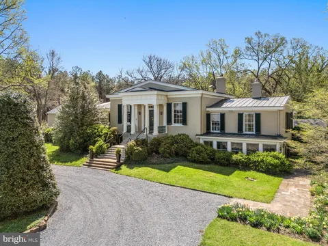 3252 Winchester Rd, Delaplane, VA MLS: VAFQ2016254