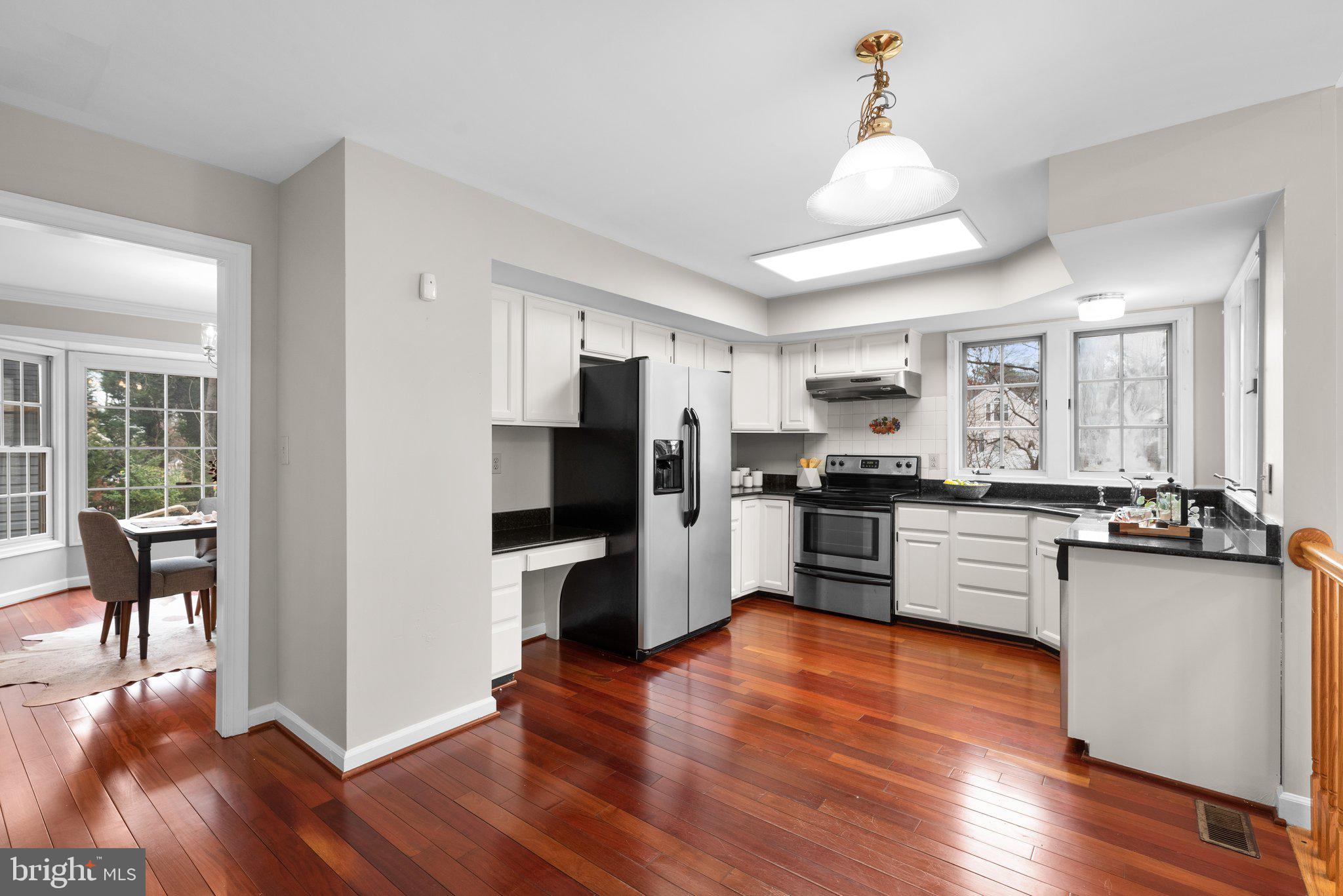 RUSSETT - Residential