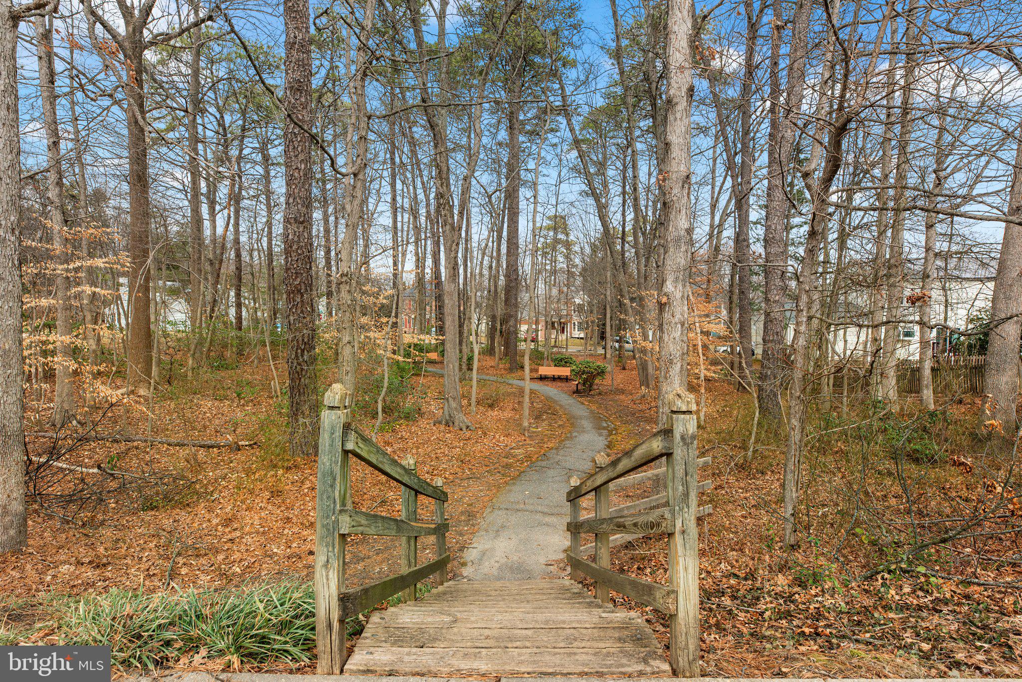 RUSSETT - Residential