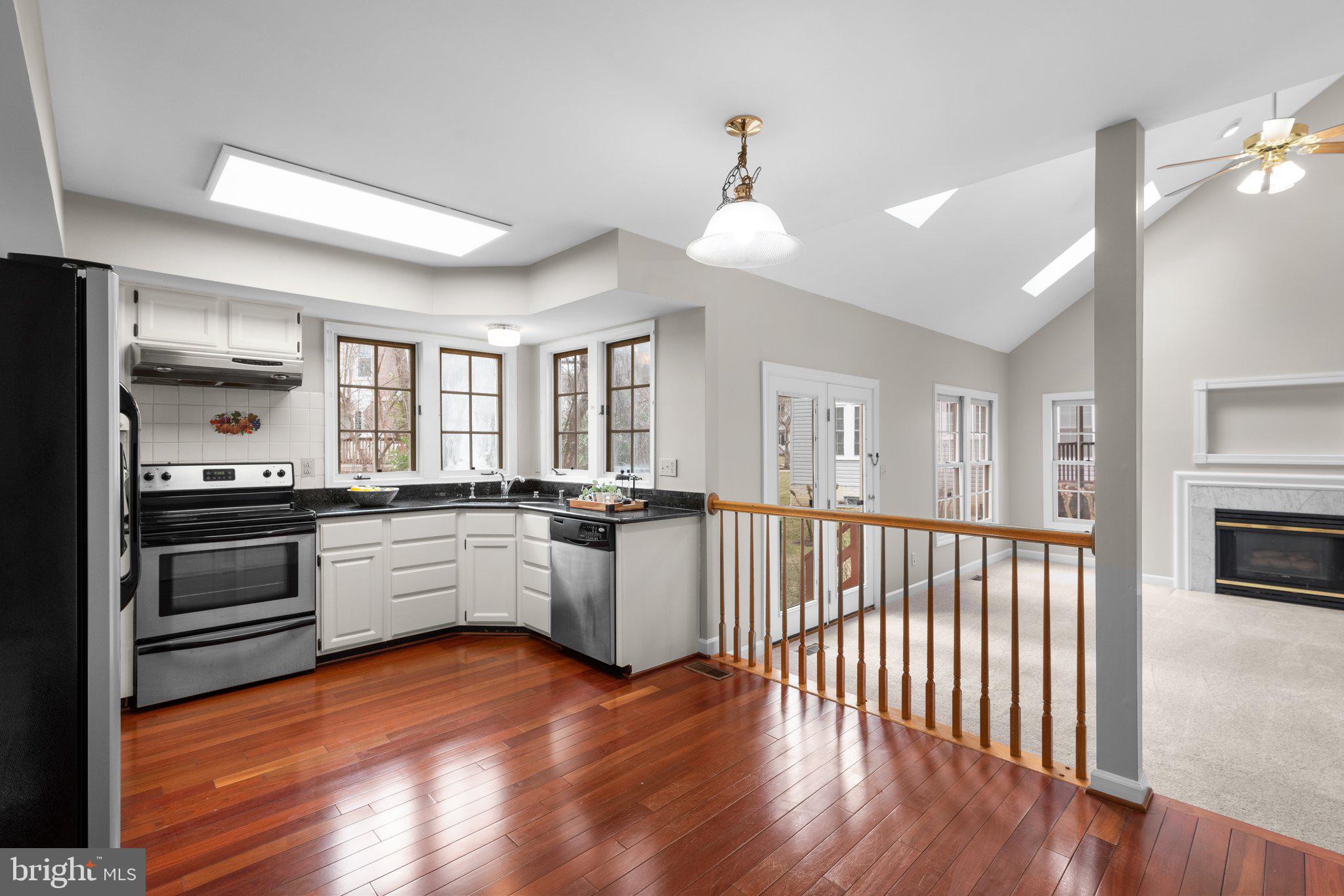 RUSSETT - Residential